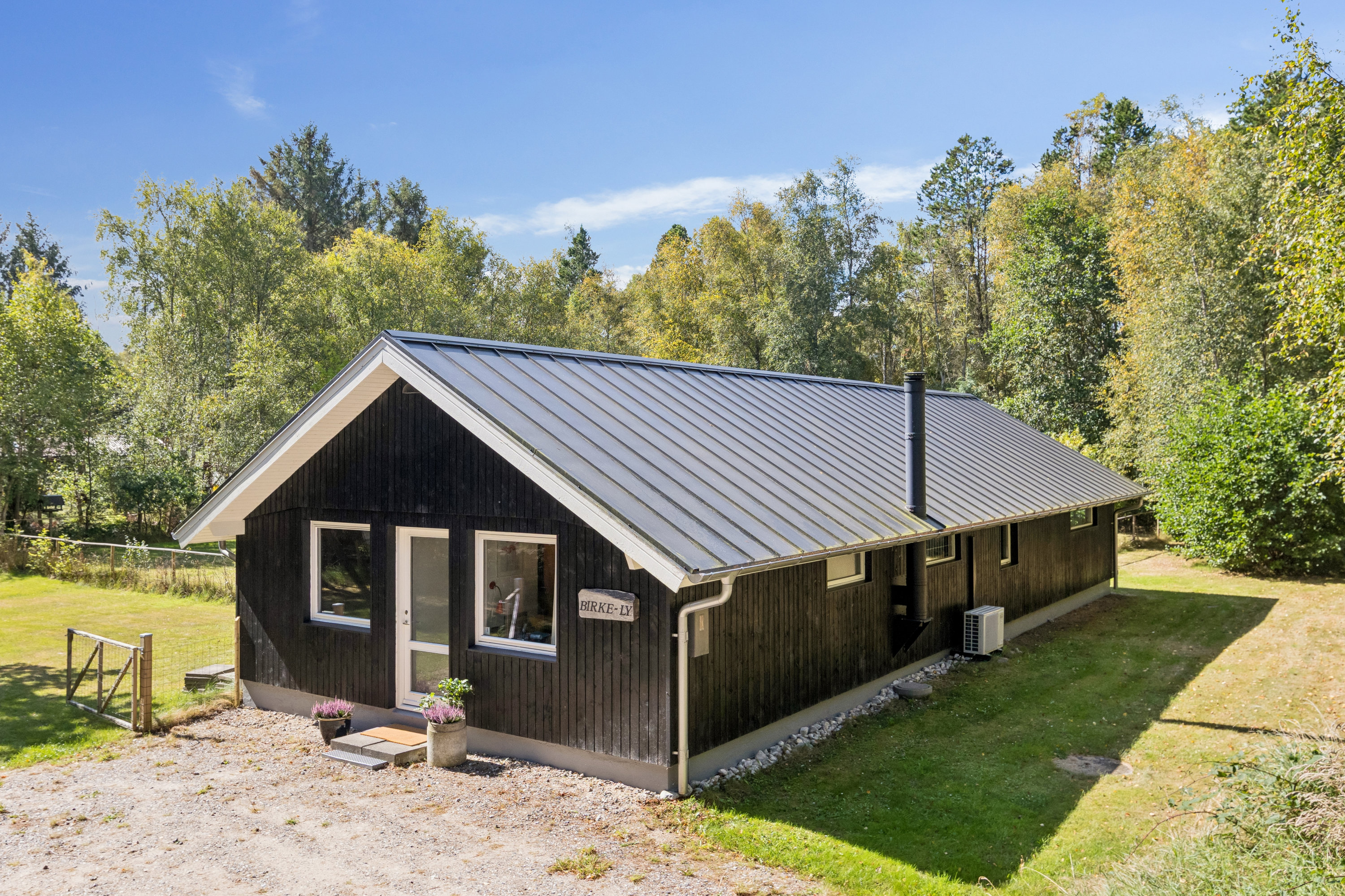 Fremhævet  billede i fuldskærmstilstand. Billede af Sommerland 108, Odde, 9560 Hadsund