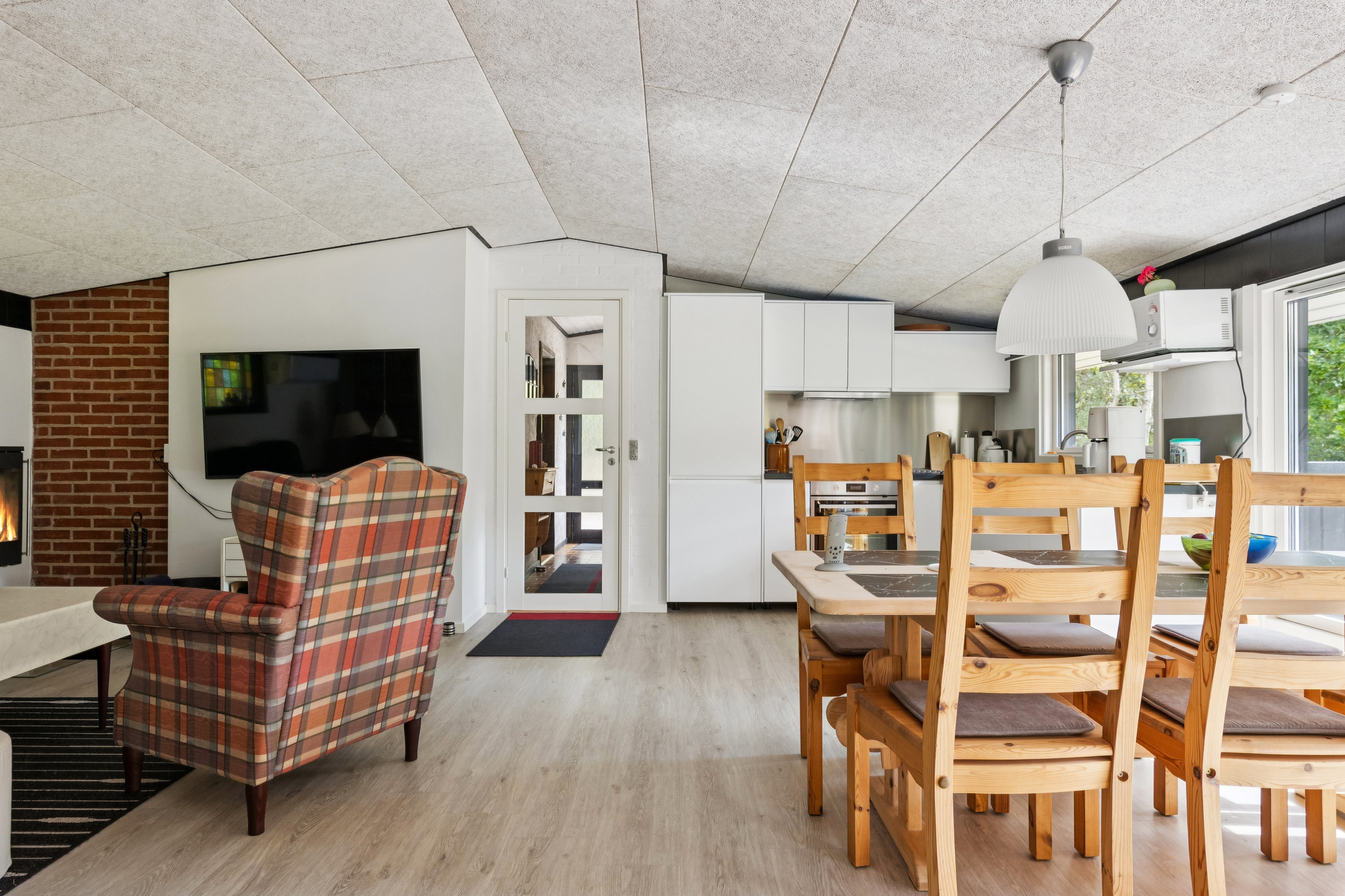 Fremhævet  billede i fuldskærmstilstand. Billede af Sommerland 108, Odde, 9560 Hadsund