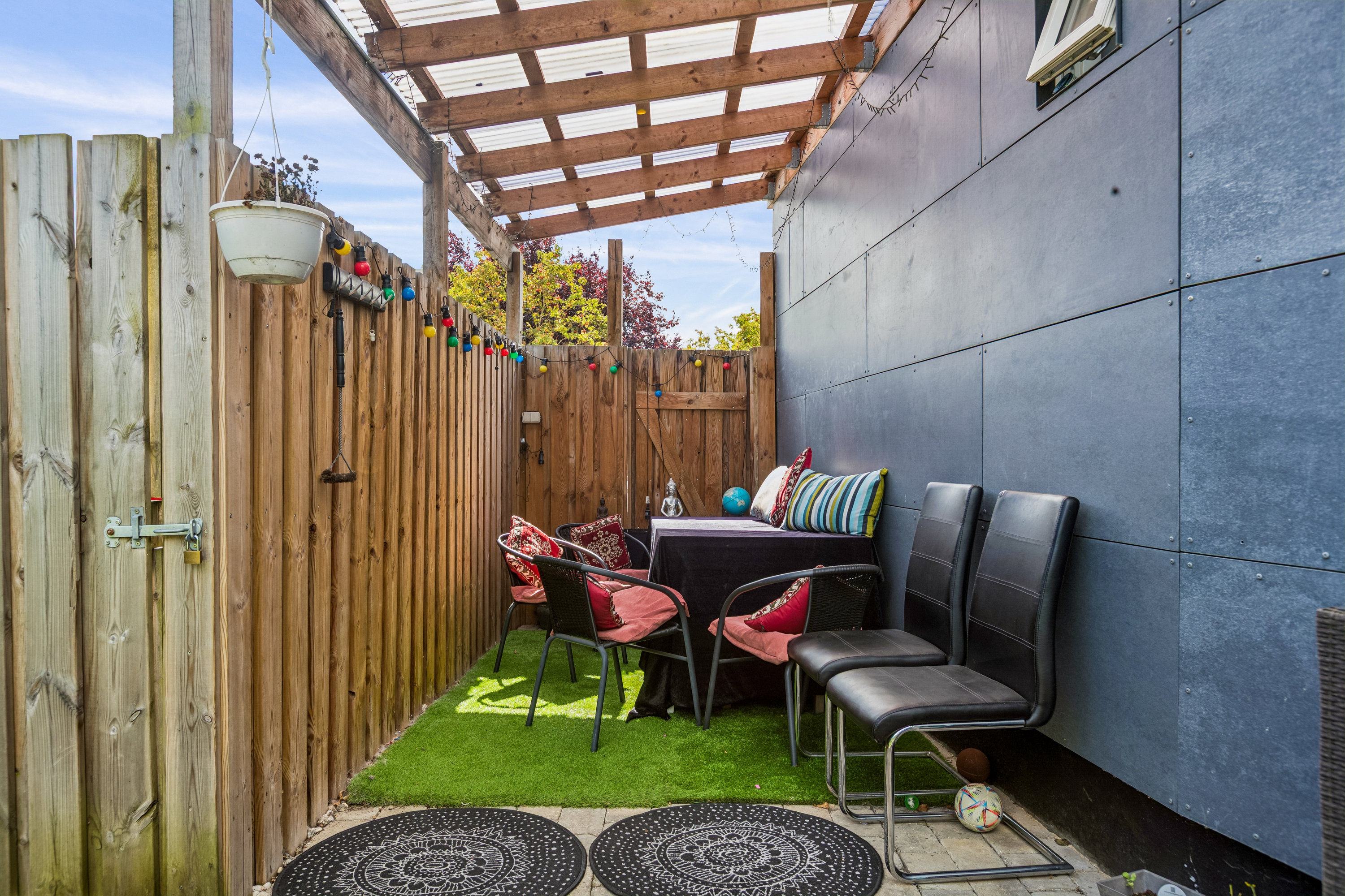 Miniaturebillede 1: terrasse. Billede af Islevhusvej 83, st.. th., 2700 Brønshøj