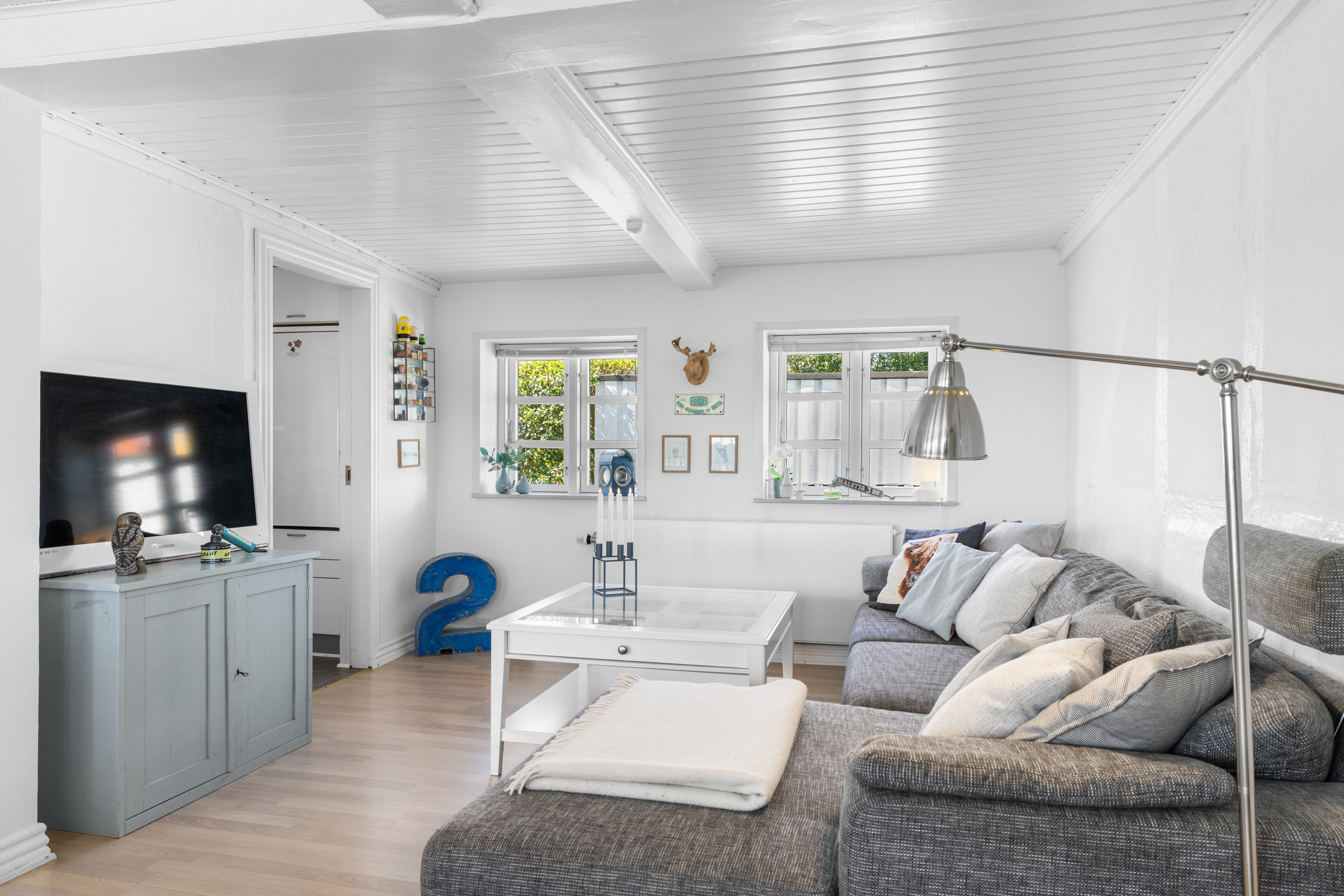 Fremhævet stue billede i fuldskærmstilstand. Billede af Kirkeballe 12, Horne, 5600 Faaborg