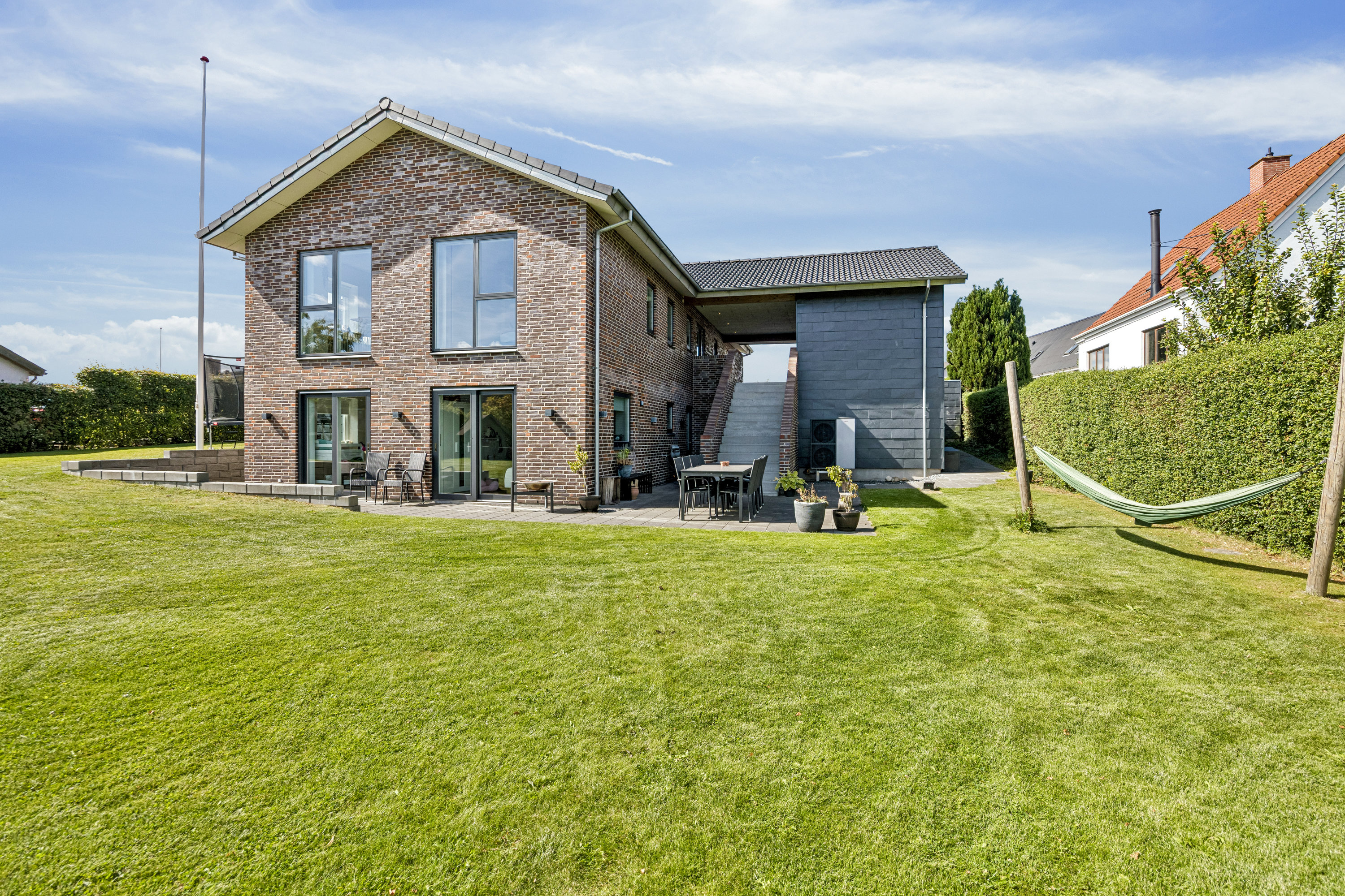 Fremhævet have billede i fuldskærmstilstand. Billede af Gl Skolevej 8, Valsgård, 9500 Hobro