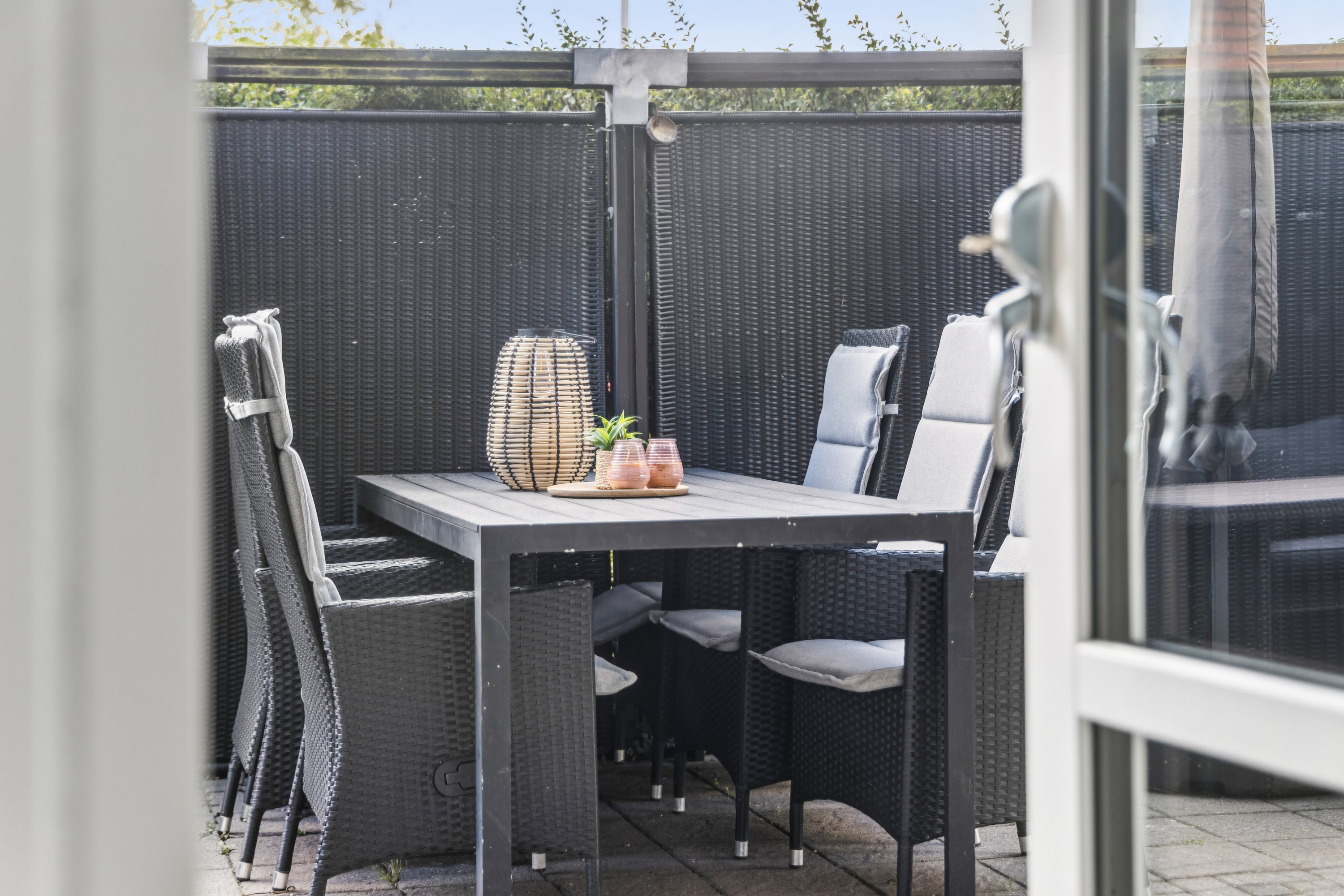 Fremhævet terrasse billede i fuldskærmstilstand. Billede af Døstrupvej 44, Hørby, 9500 Hobro