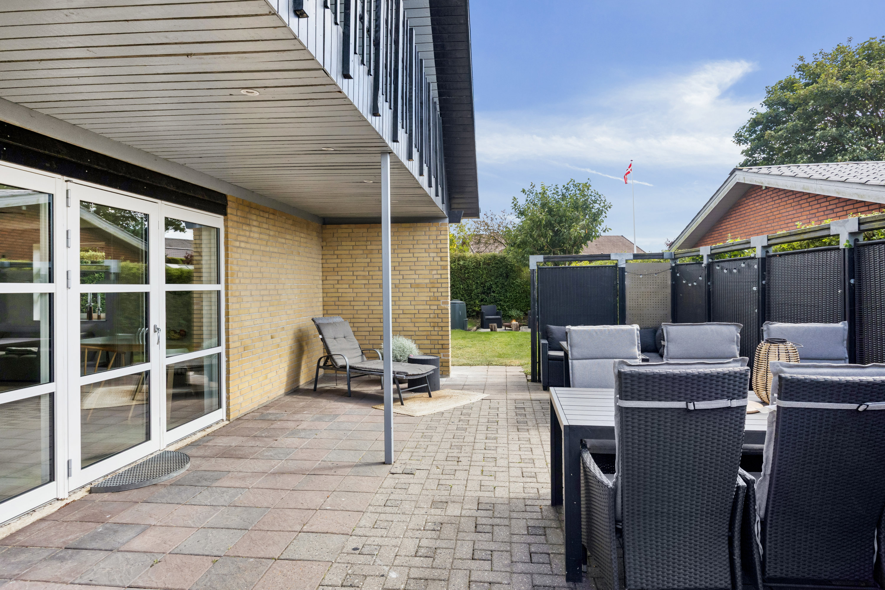 Fremhævet terrasse billede i fuldskærmstilstand. Billede af Døstrupvej 44, Hørby, 9500 Hobro