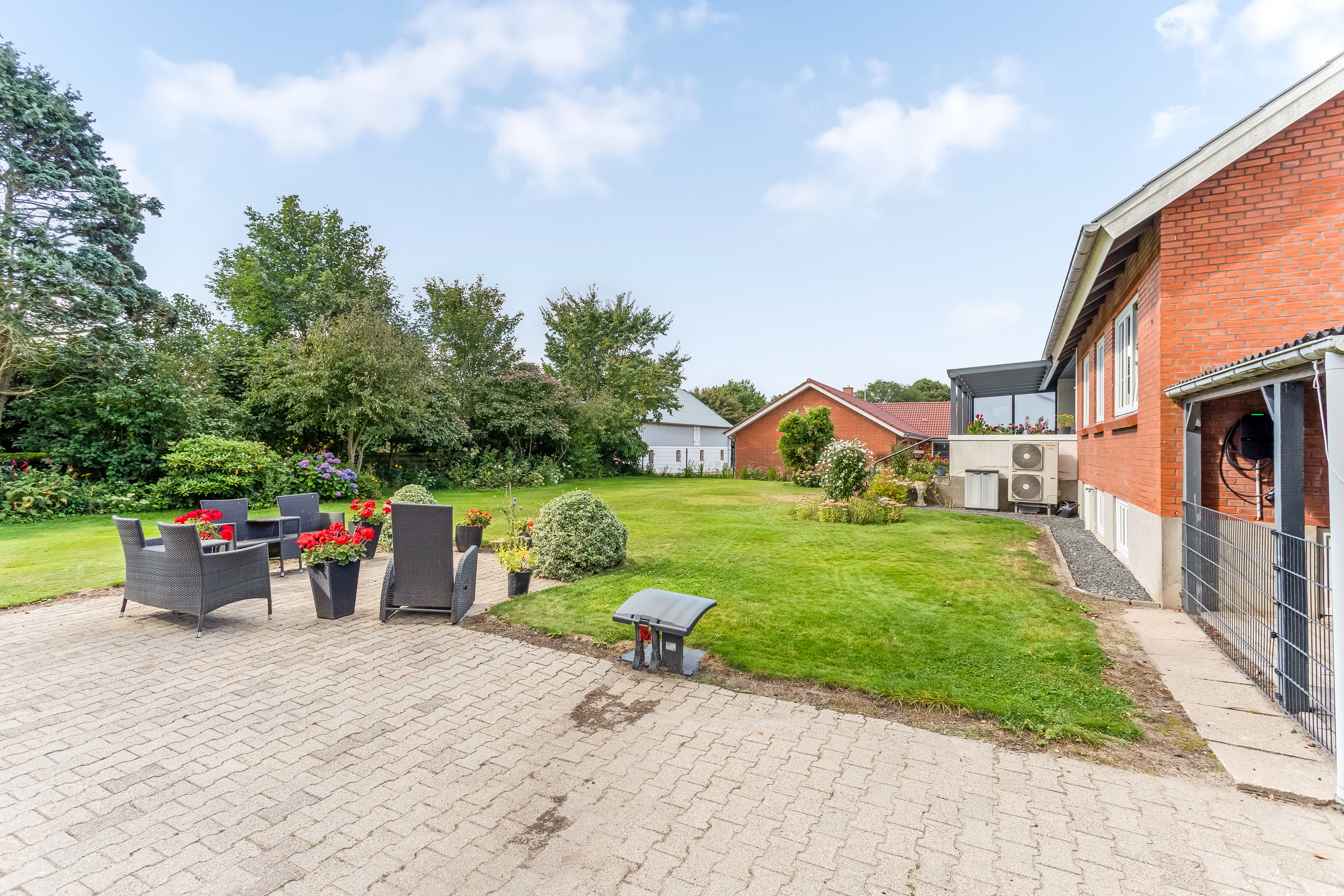 Fremhævet facade billede i fuldskærmstilstand. Billede af Sønderbyvej 28, Møgeltønder, 6270 Tønder