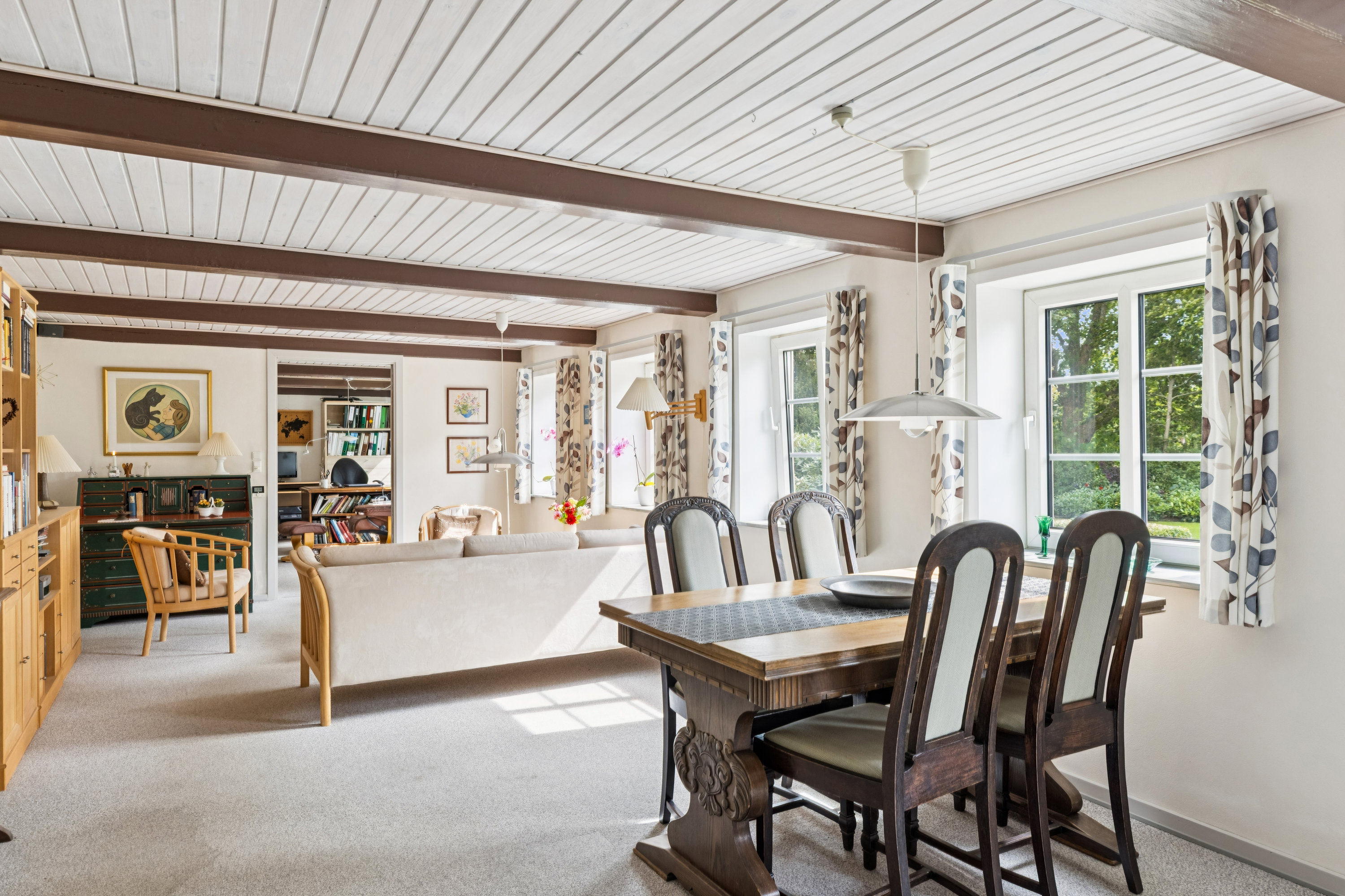 Fremhævet stue billede i fuldskærmstilstand. Billede af Farup Kirkevej 18, Kærbøl, 6760 Ribe