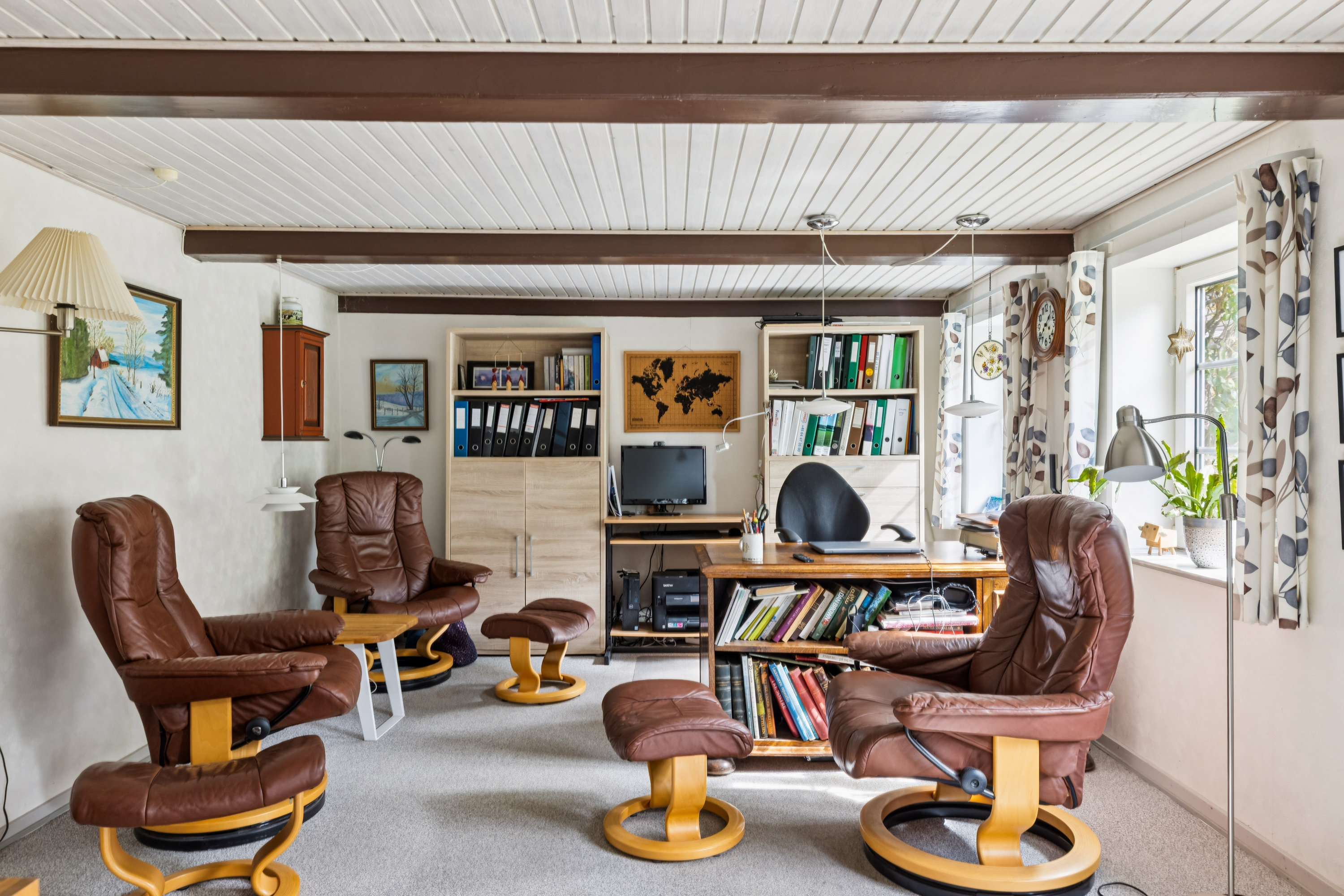 Fremhævet stue billede i fuldskærmstilstand. Billede af Farup Kirkevej 18, Kærbøl, 6760 Ribe