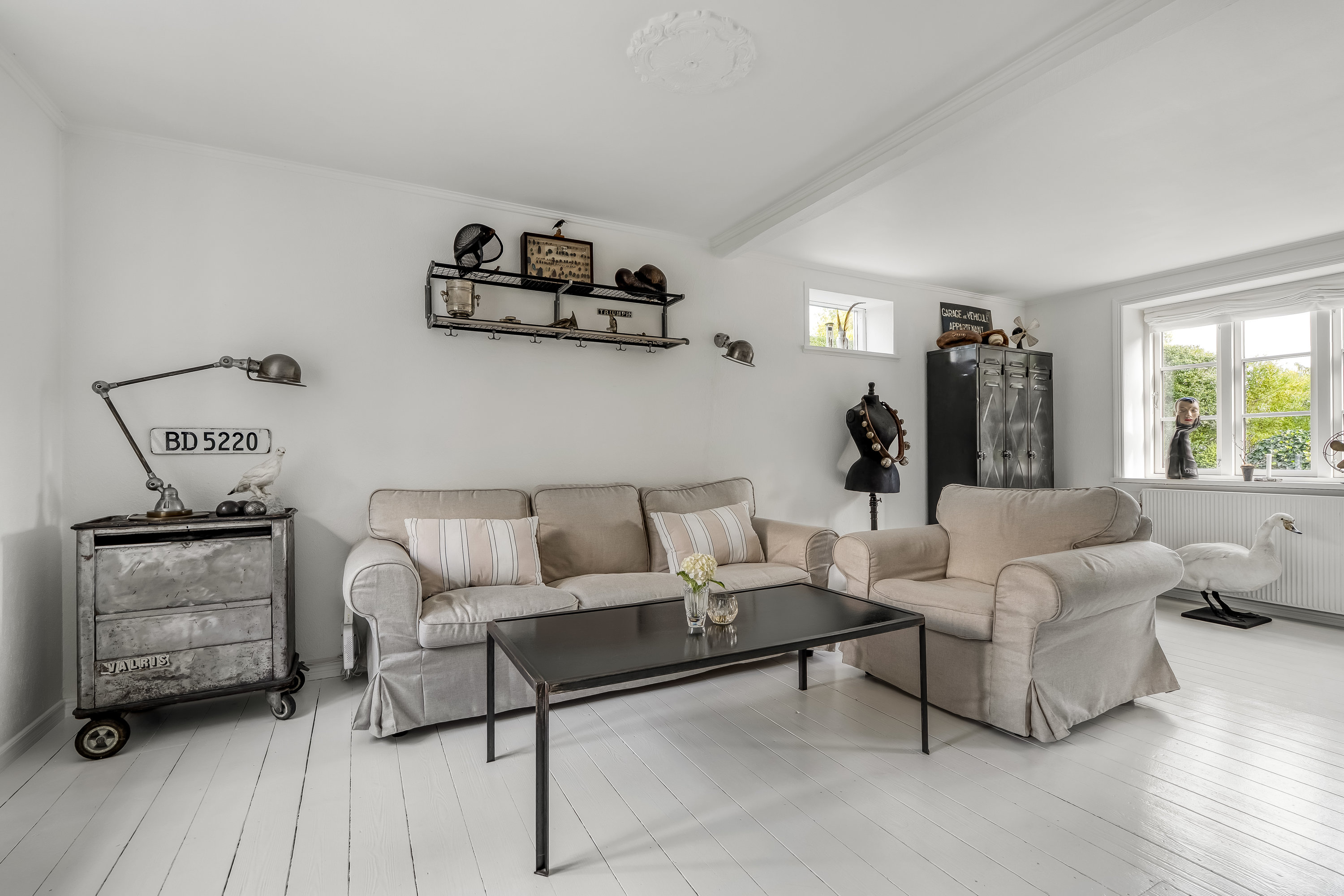 Fremhævet stue billede i fuldskærmstilstand. Billede af Nejedevej 9, Tulstrup, 3400 Hillerød