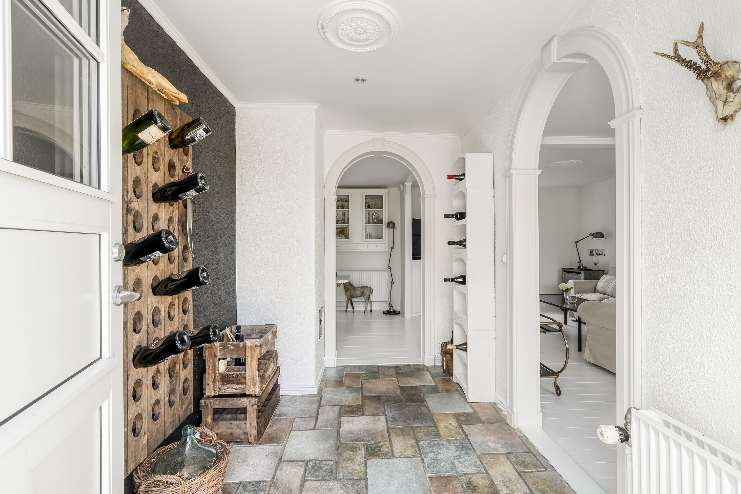 Fremhævet gang billede i fuldskærmstilstand. Billede af Nejedevej 9, Tulstrup, 3400 Hillerød