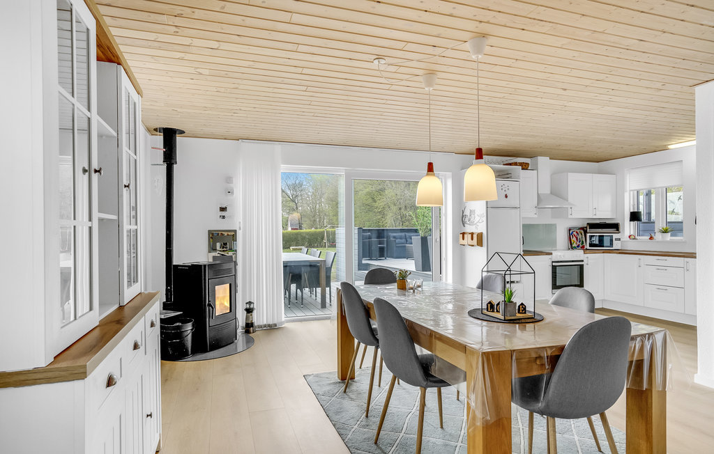 Fremhævet  billede i fuldskærmstilstand. Billede af Blokhusskoven 51, Kelstrup Strand, 6100 Haderslev