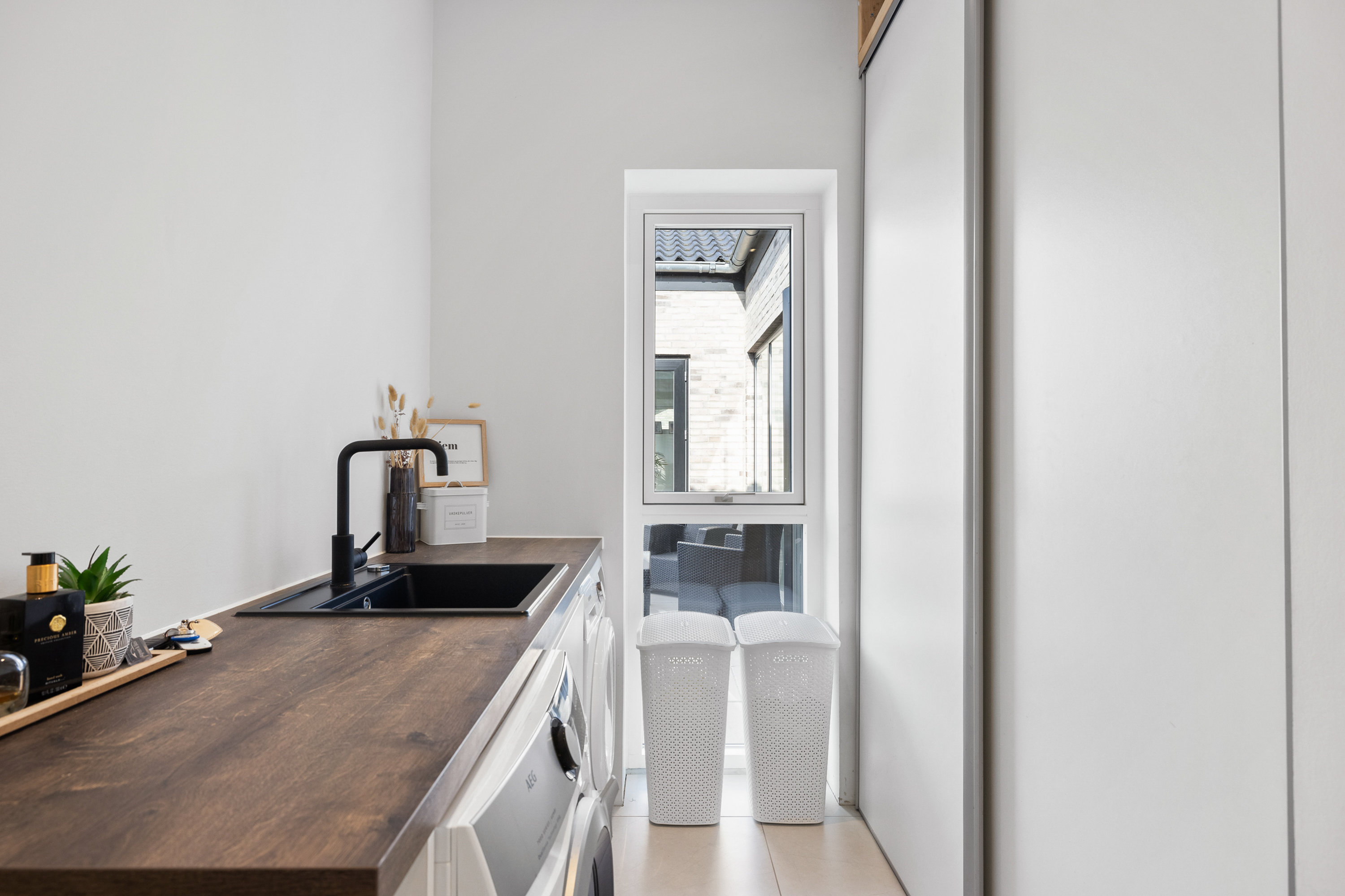 Fremhævet  billede i fuldskærmstilstand. Billede af Nørredalen 20, 8670 Låsby