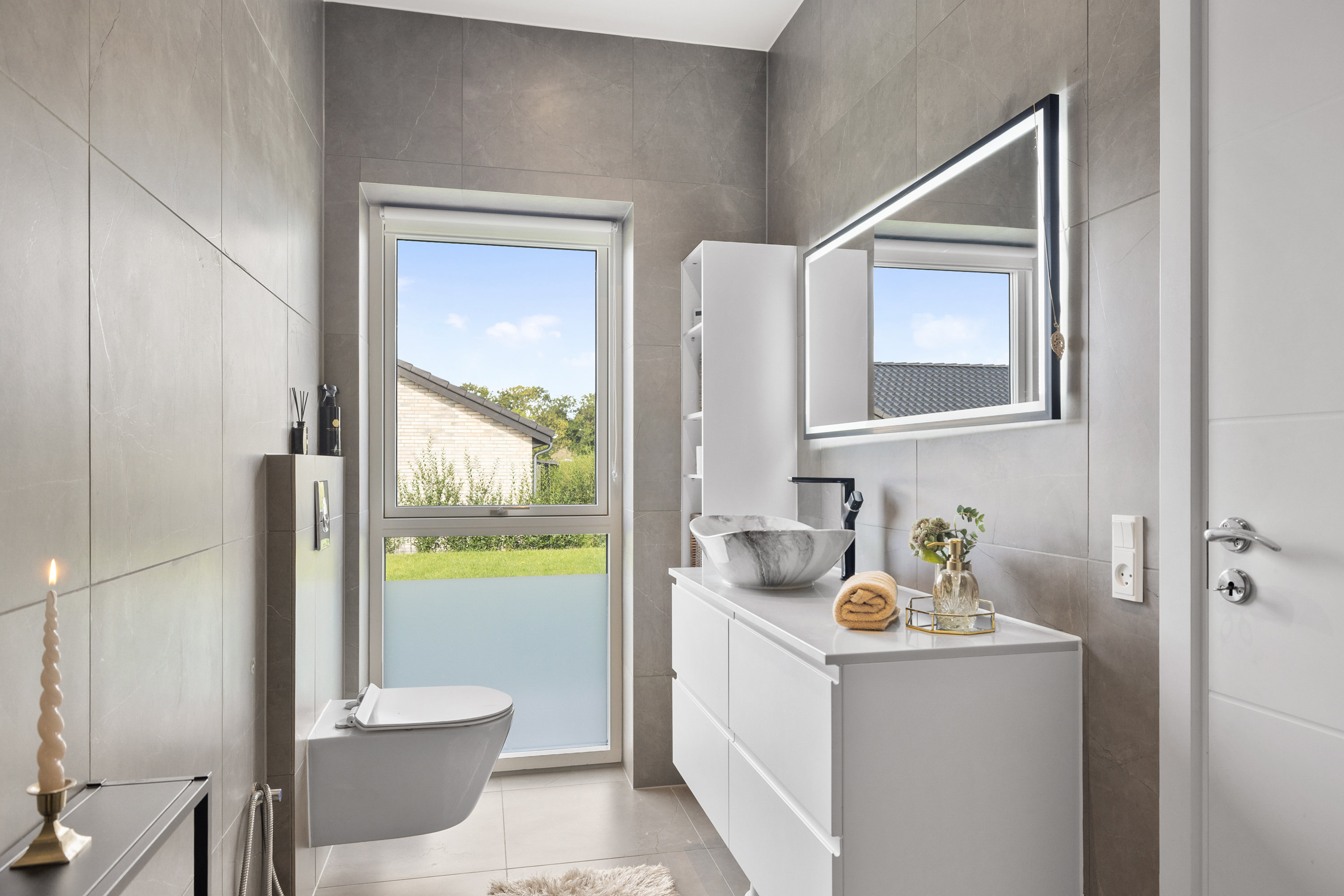 Fremhævet  billede i fuldskærmstilstand. Billede af Nørredalen 20, 8670 Låsby