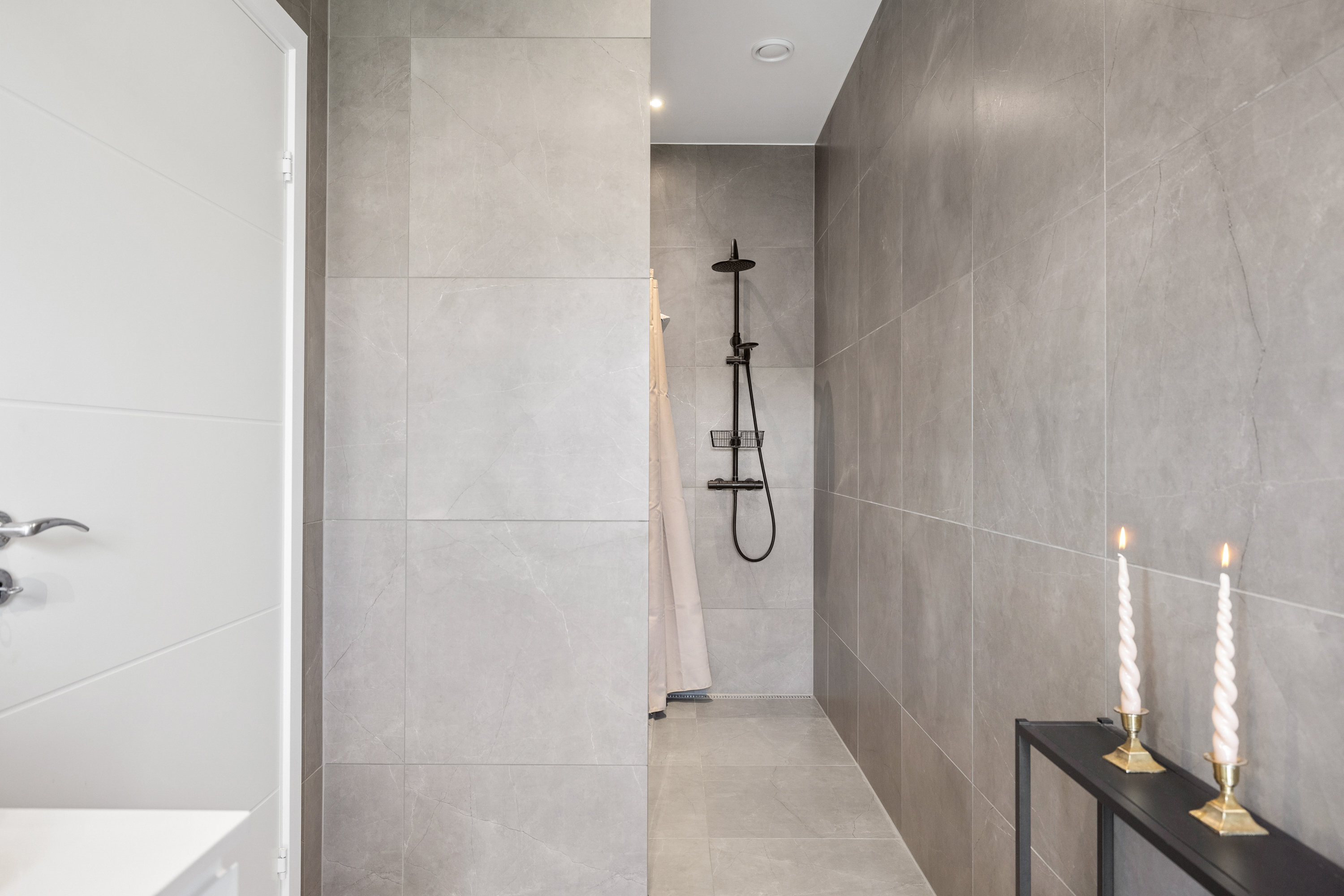 Fremhævet  billede i fuldskærmstilstand. Billede af Nørredalen 20, 8670 Låsby