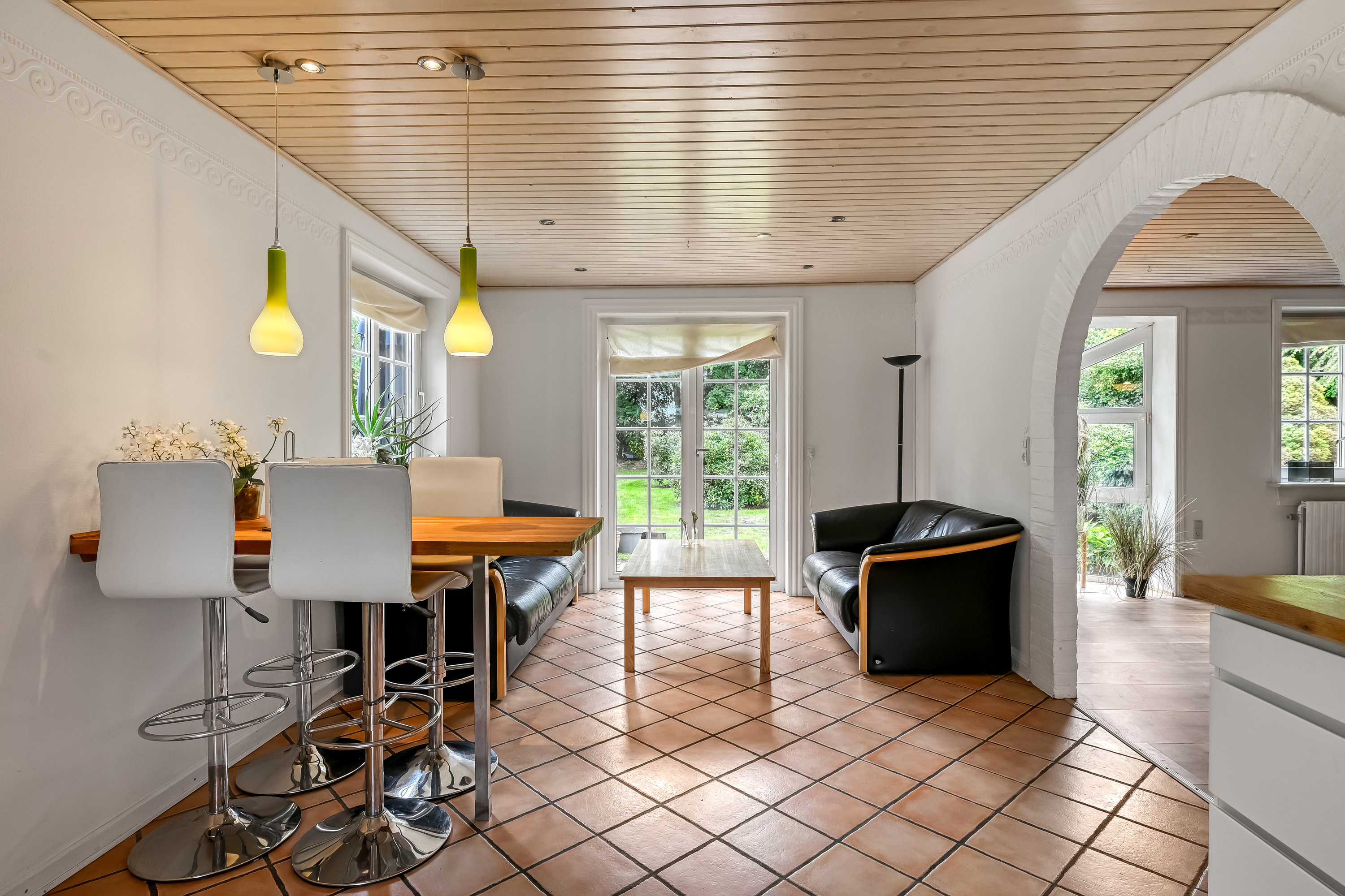 Fremhævet stue billede i fuldskærmstilstand. Billede af Stationsvej 35, Filskov, 7200 Grindsted