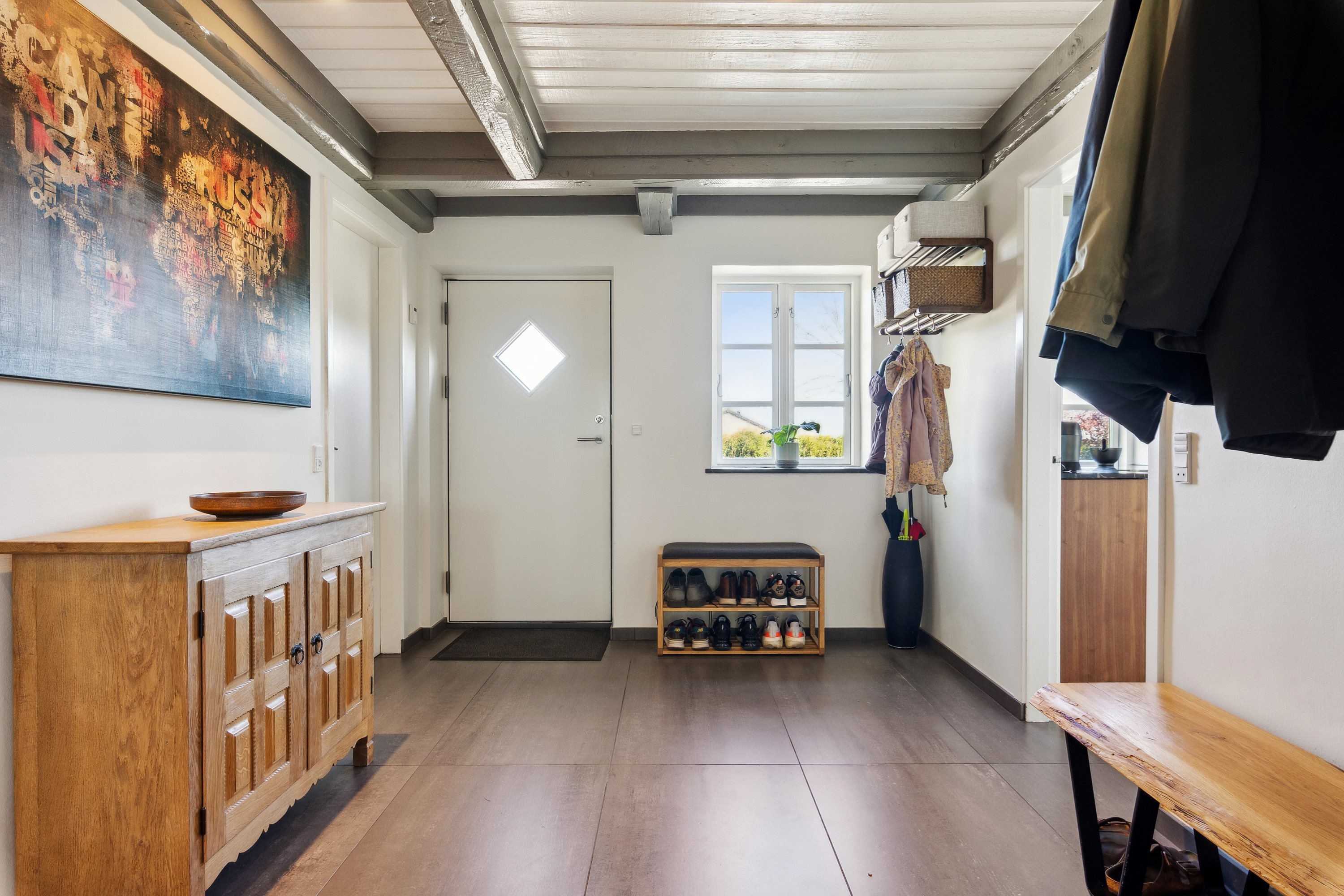 Fremhævet entre'  billede i fuldskærmstilstand. Billede af Ormslevvej 293, Stavtrup, 8260 Viby J