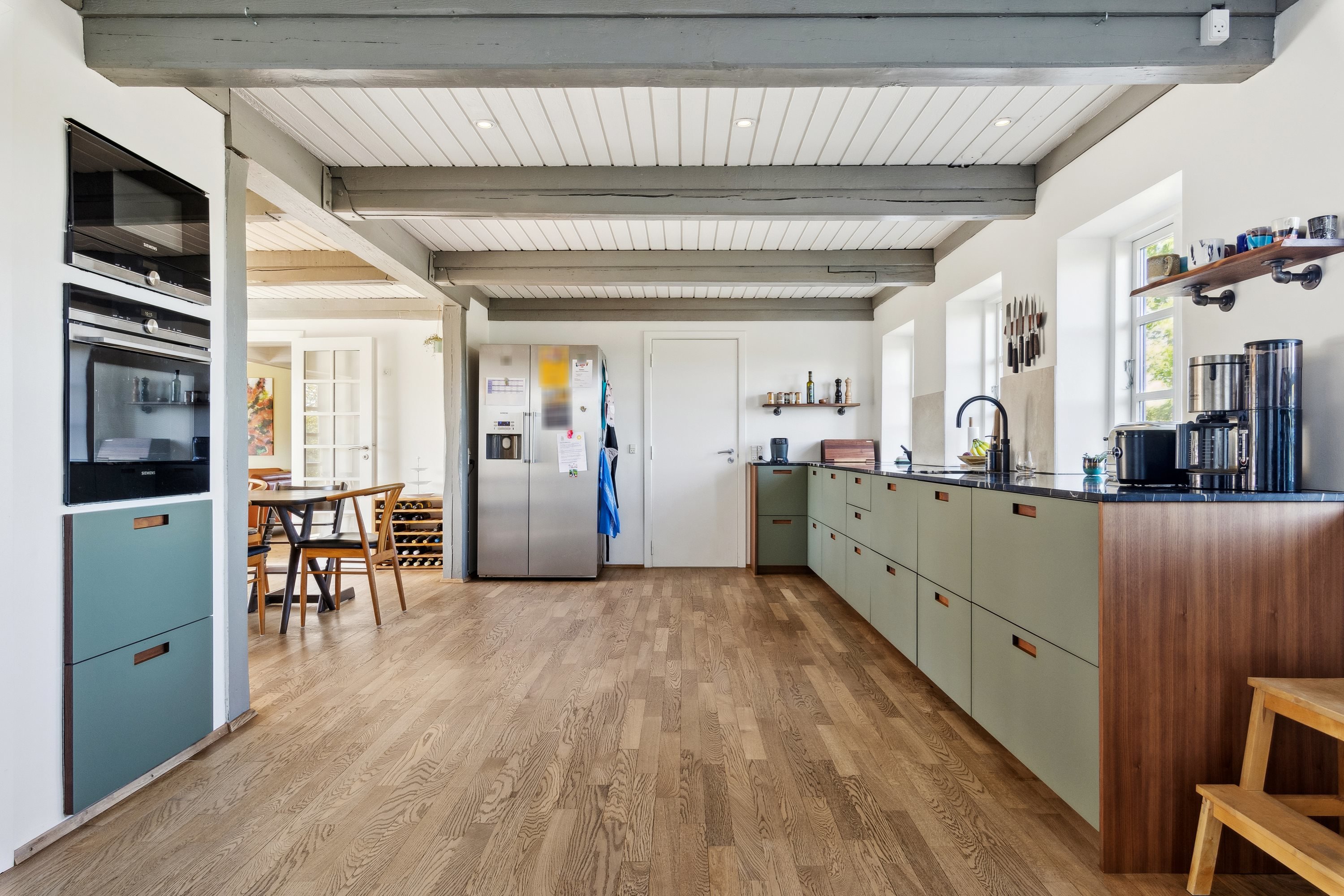 Fremhævet køkken billede i fuldskærmstilstand. Billede af Ormslevvej 293, Stavtrup, 8260 Viby J