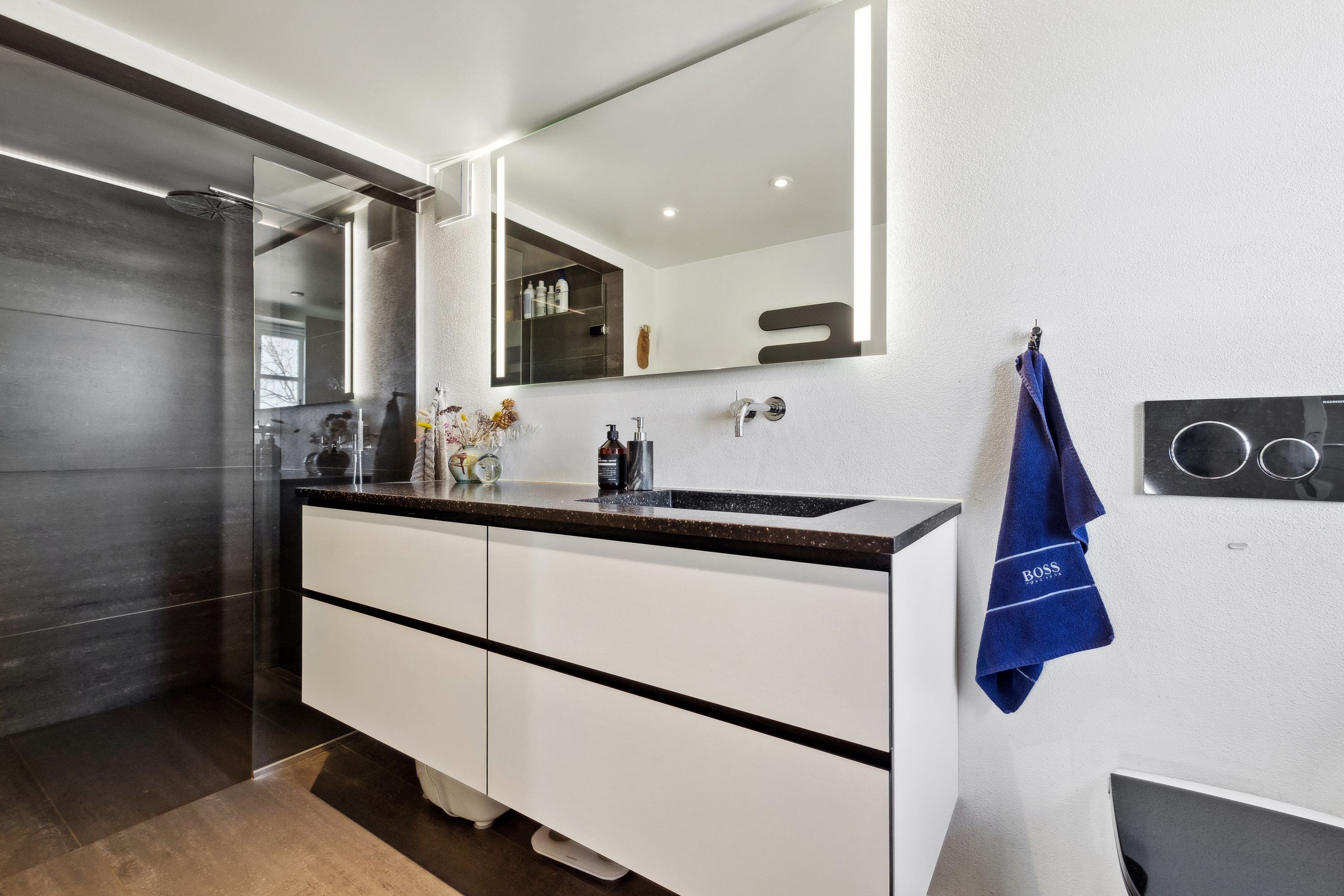 Fremhævet badeværelse billede i fuldskærmstilstand. Billede af Ormslevvej 293, Stavtrup, 8260 Viby J