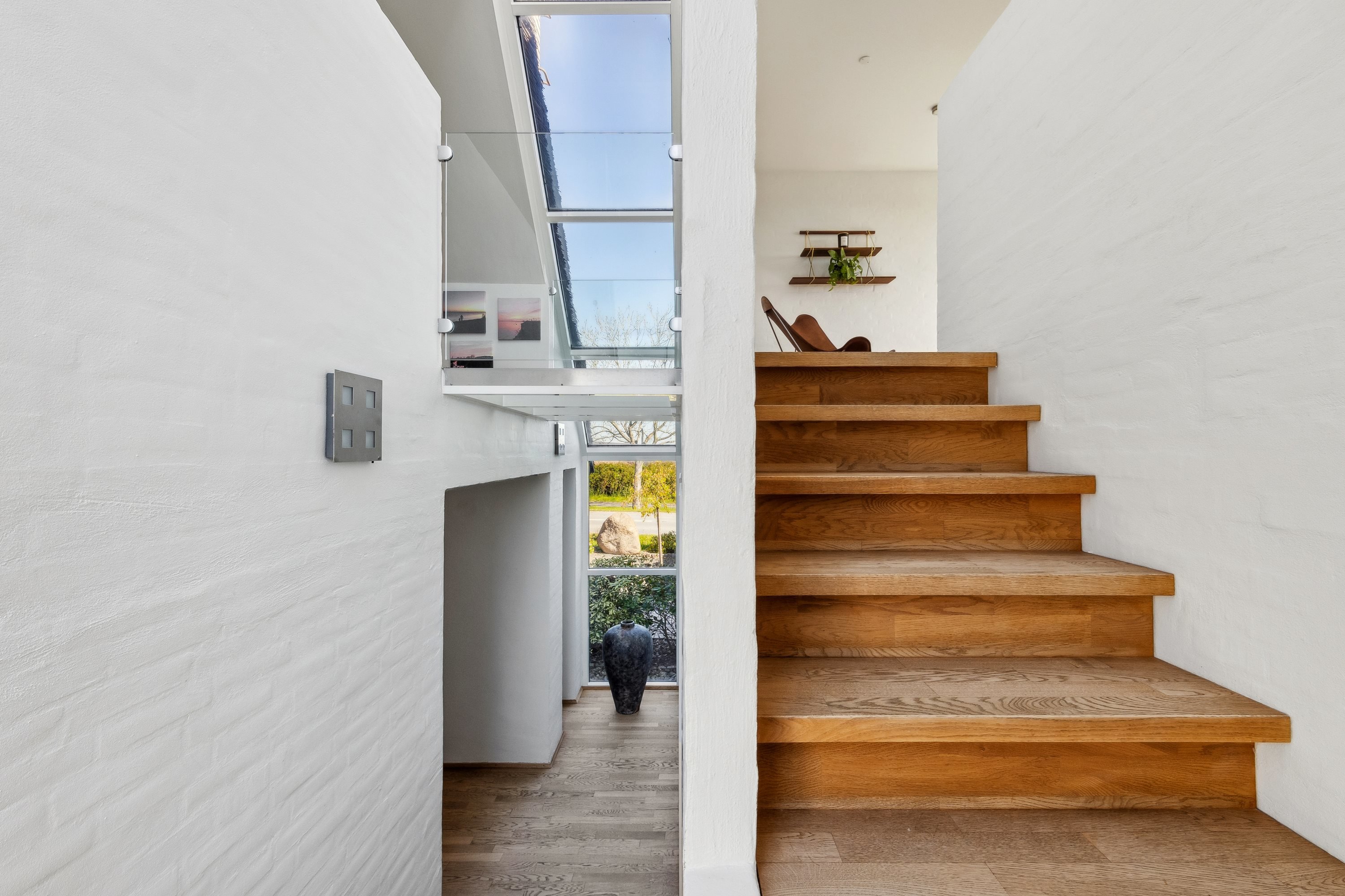 Fremhævet trappe billede i fuldskærmstilstand. Billede af Ormslevvej 293, Stavtrup, 8260 Viby J