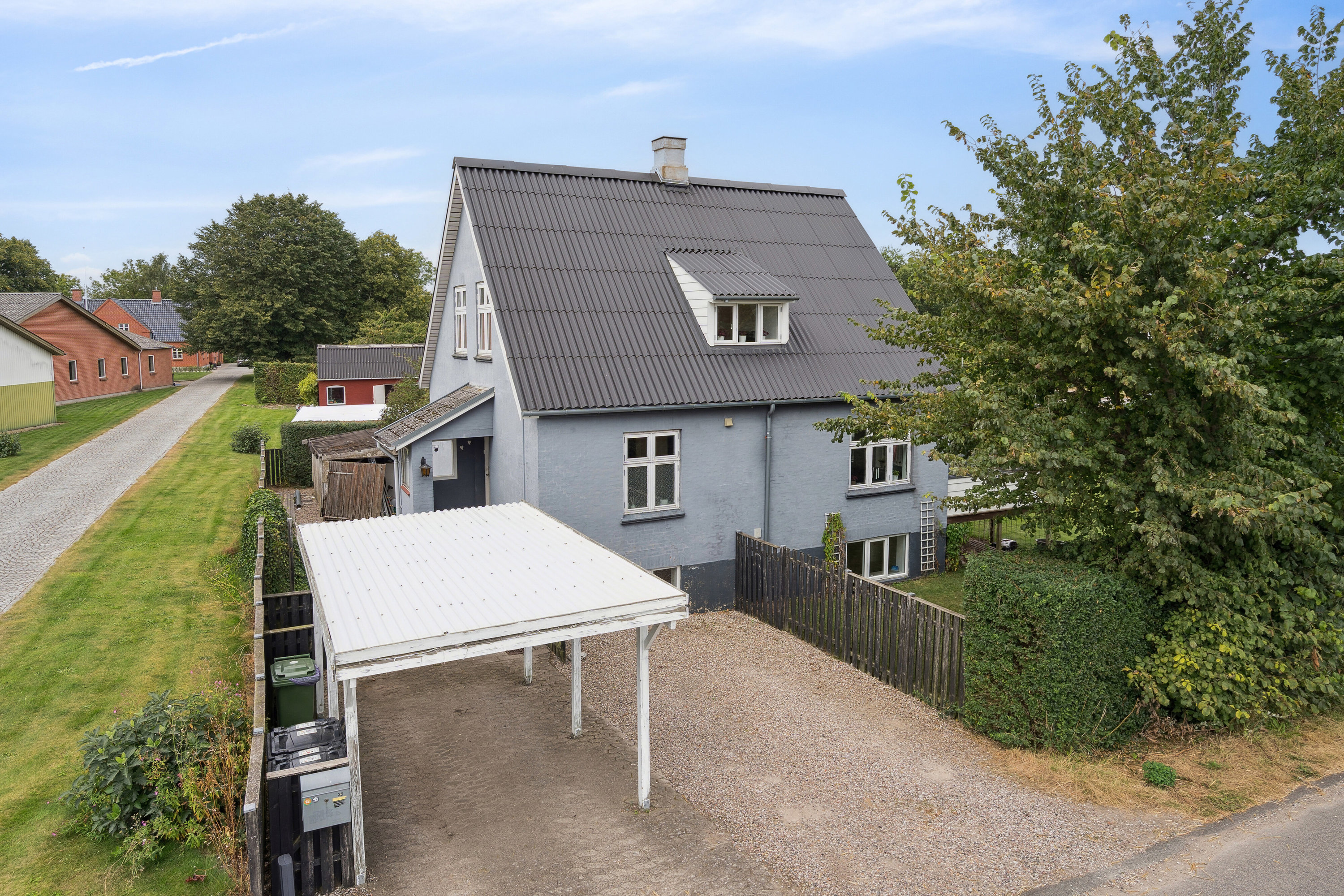 Fremhævet set fra vejen billede i fuldskærmstilstand. Billede af Nørregårdsvej 25, 5771 Stenstrup