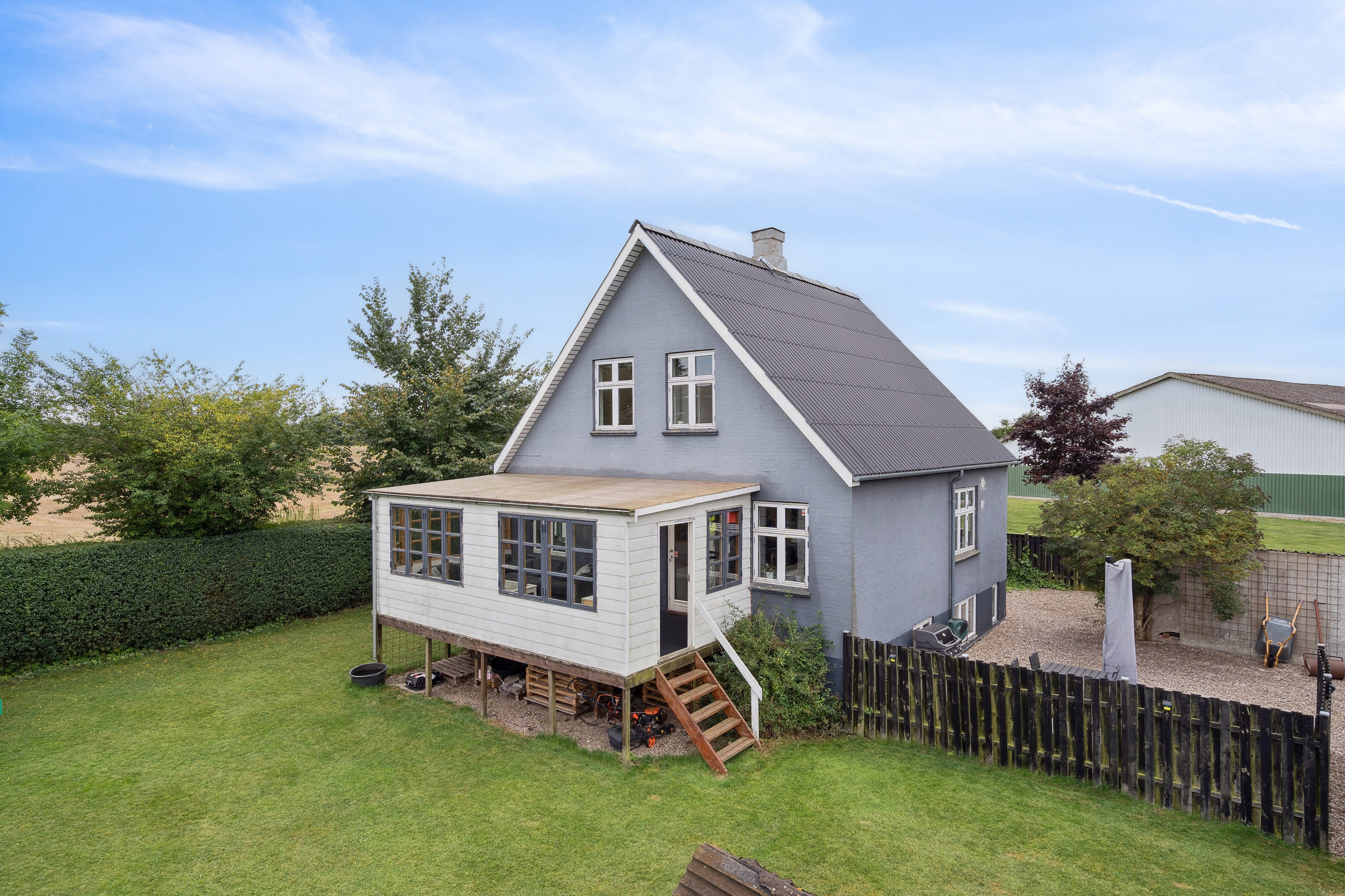 Fremhævet set fra haven billede i fuldskærmstilstand. Billede af Nørregårdsvej 25, 5771 Stenstrup