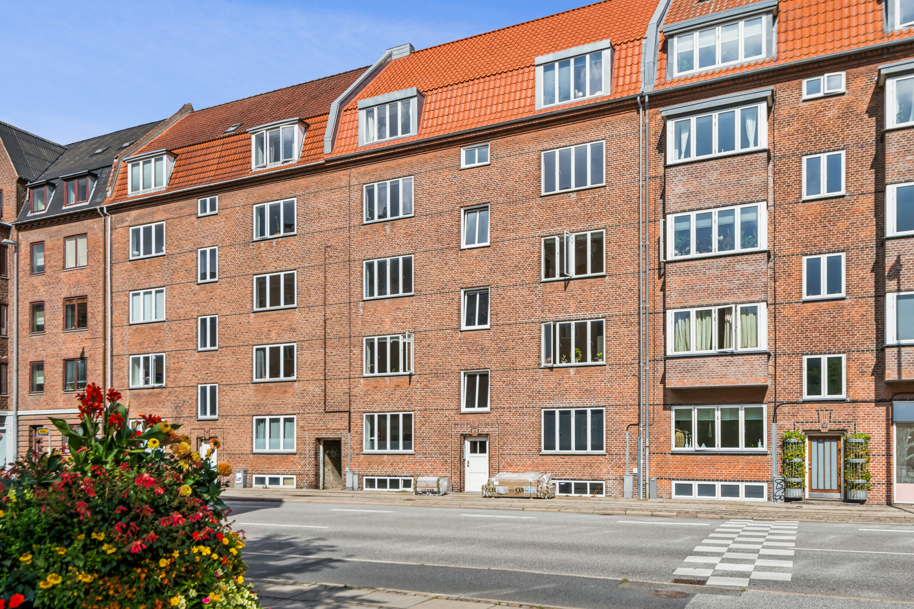 Fremhævet ejendom 1 billede i fuldskærmstilstand. Billede af Østerbro 59, st.. tv., 9000 Aalborg