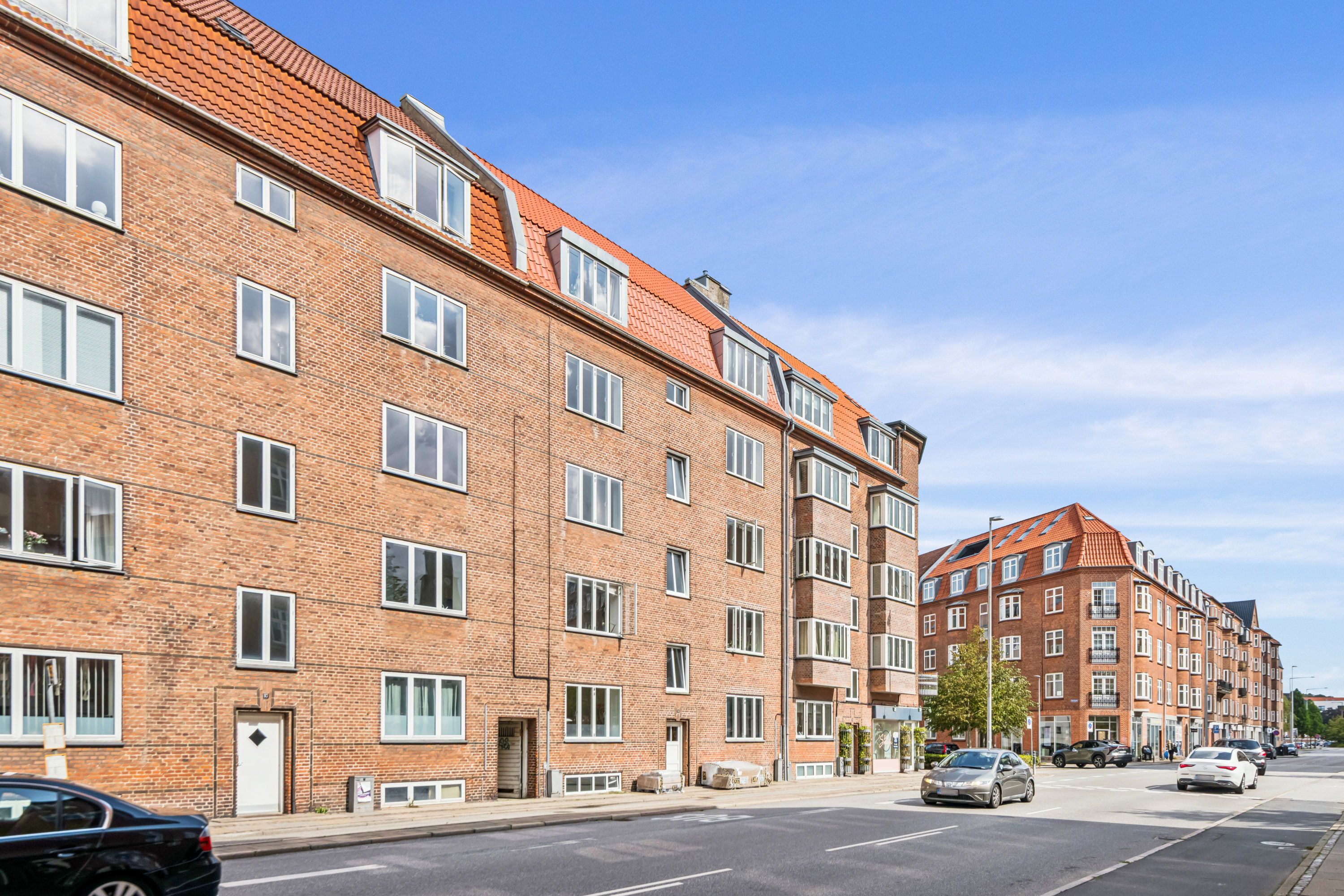 Fremhævet ejendom 1 billede i fuldskærmstilstand. Billede af Østerbro 59, st.. tv., 9000 Aalborg