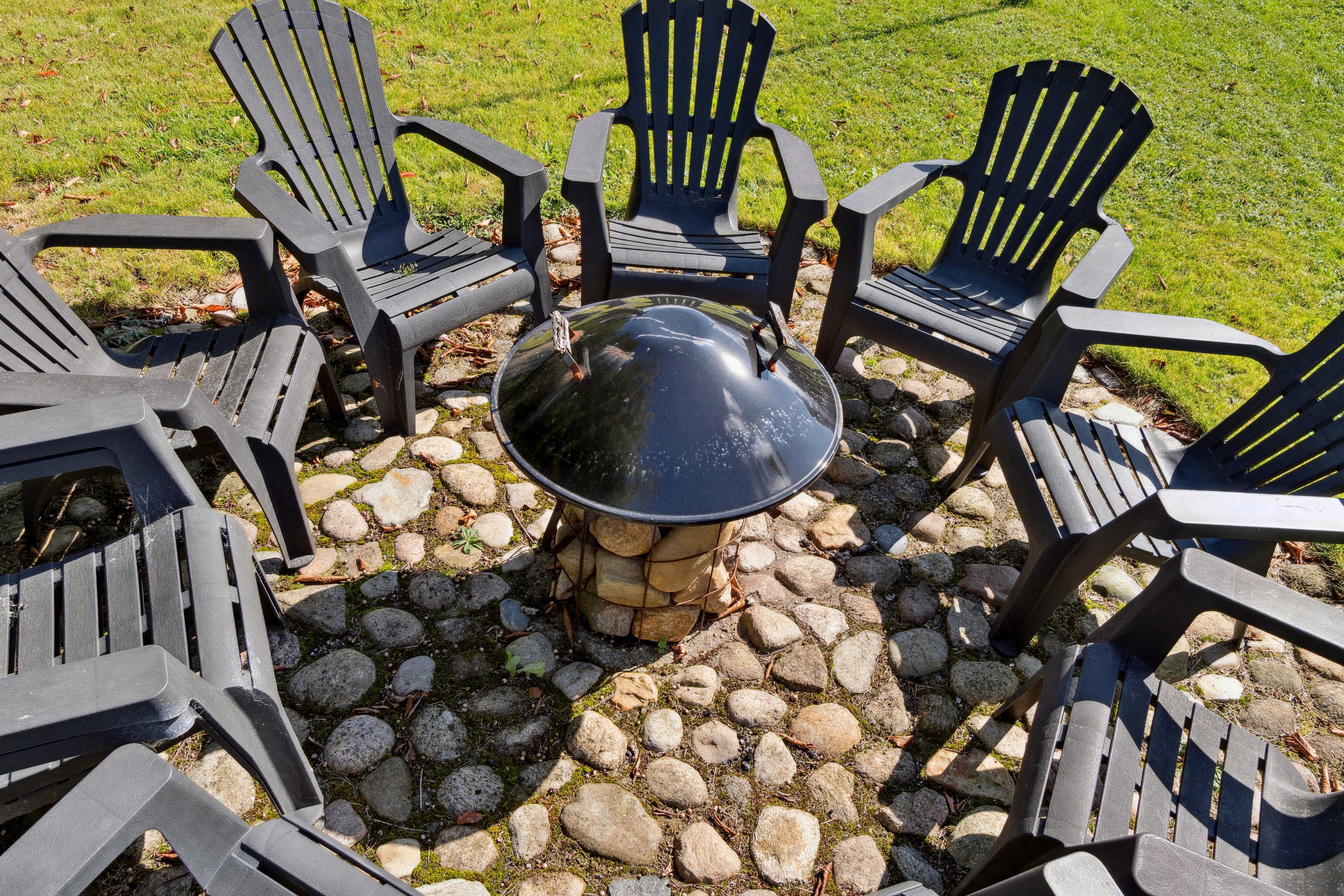 Fremhævet udendørs billede i fuldskærmstilstand. Billede af Mosevej 13, 7442 Engesvang