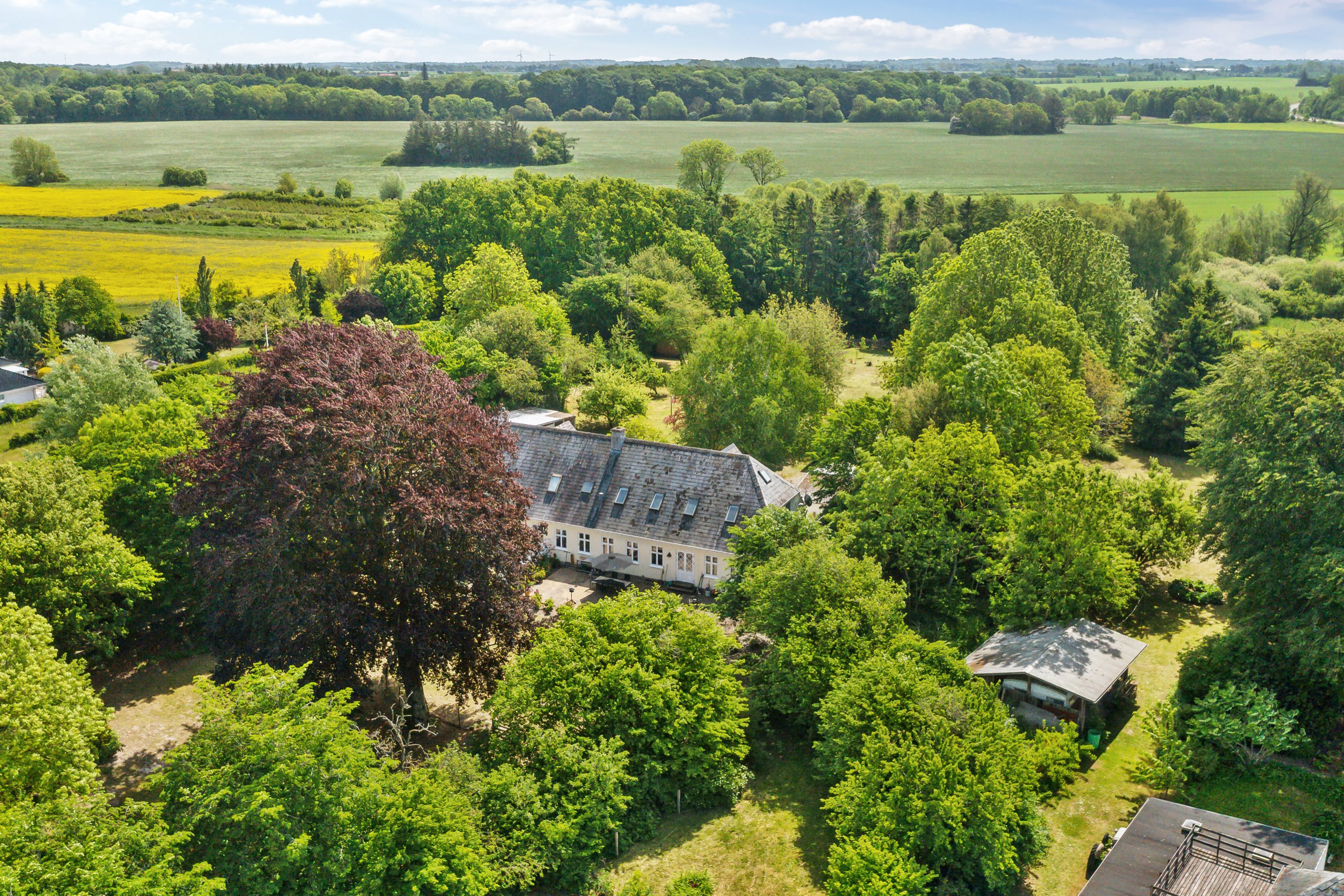 Fremhævet luftfoto billede i fuldskærmstilstand. Billede af Volderslev Bygade 7A, Volderslev, 5260 Odense S