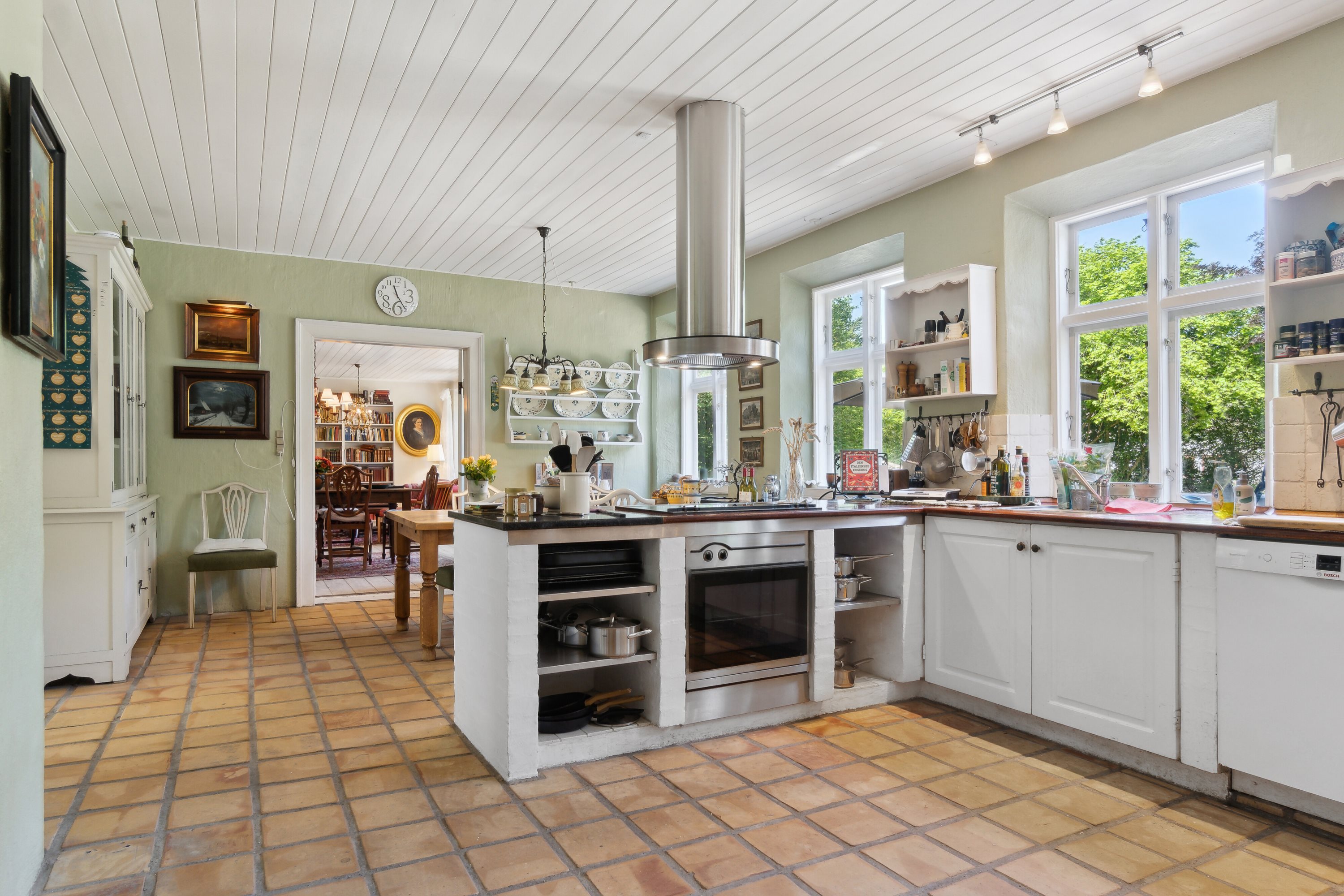 Fremhævet køkken billede i fuldskærmstilstand. Billede af Volderslev Bygade 7A, Volderslev, 5260 Odense S