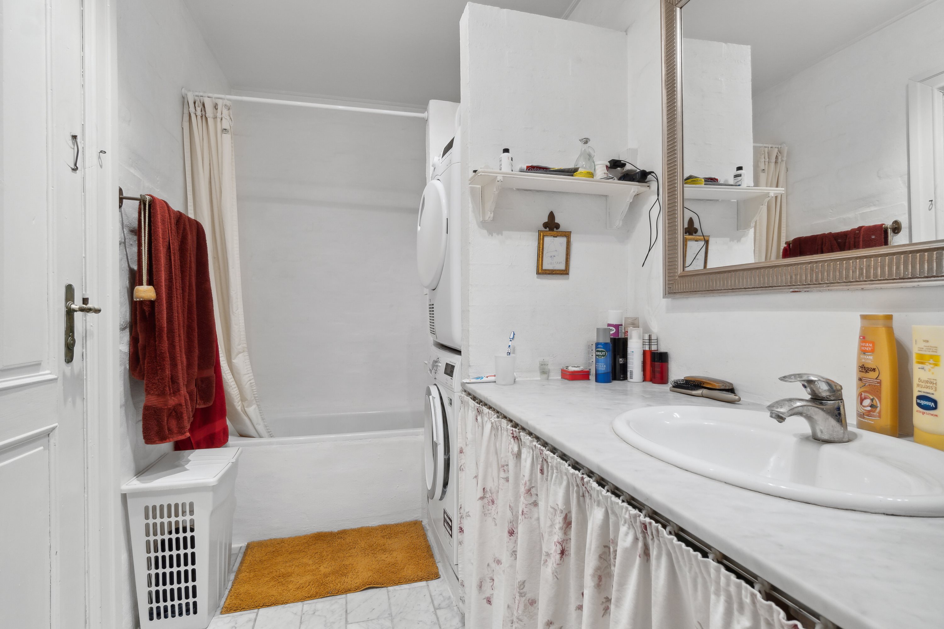 Fremhævet badeværelse billede i fuldskærmstilstand. Billede af Volderslev Bygade 7A, Volderslev, 5260 Odense S