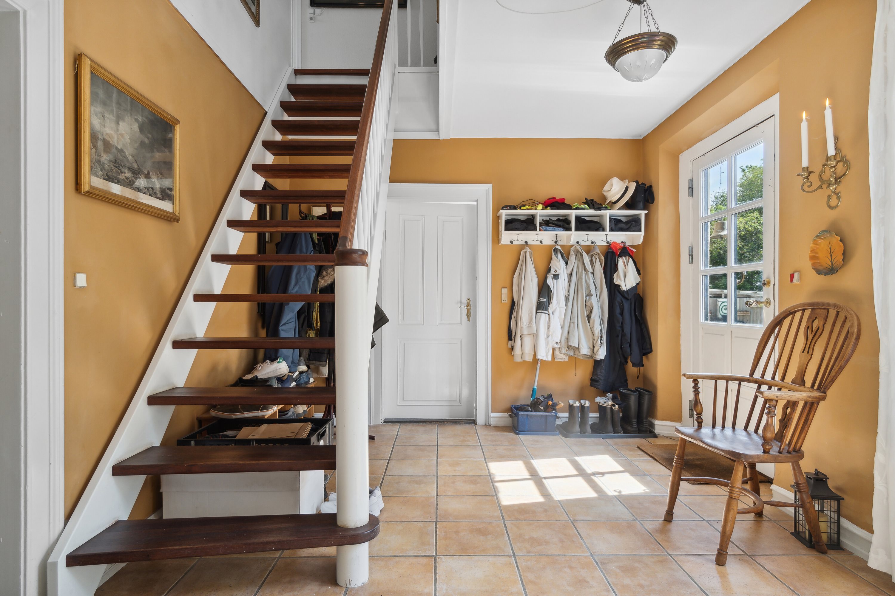 Fremhævet trappe billede i fuldskærmstilstand. Billede af Volderslev Bygade 7A, Volderslev, 5260 Odense S