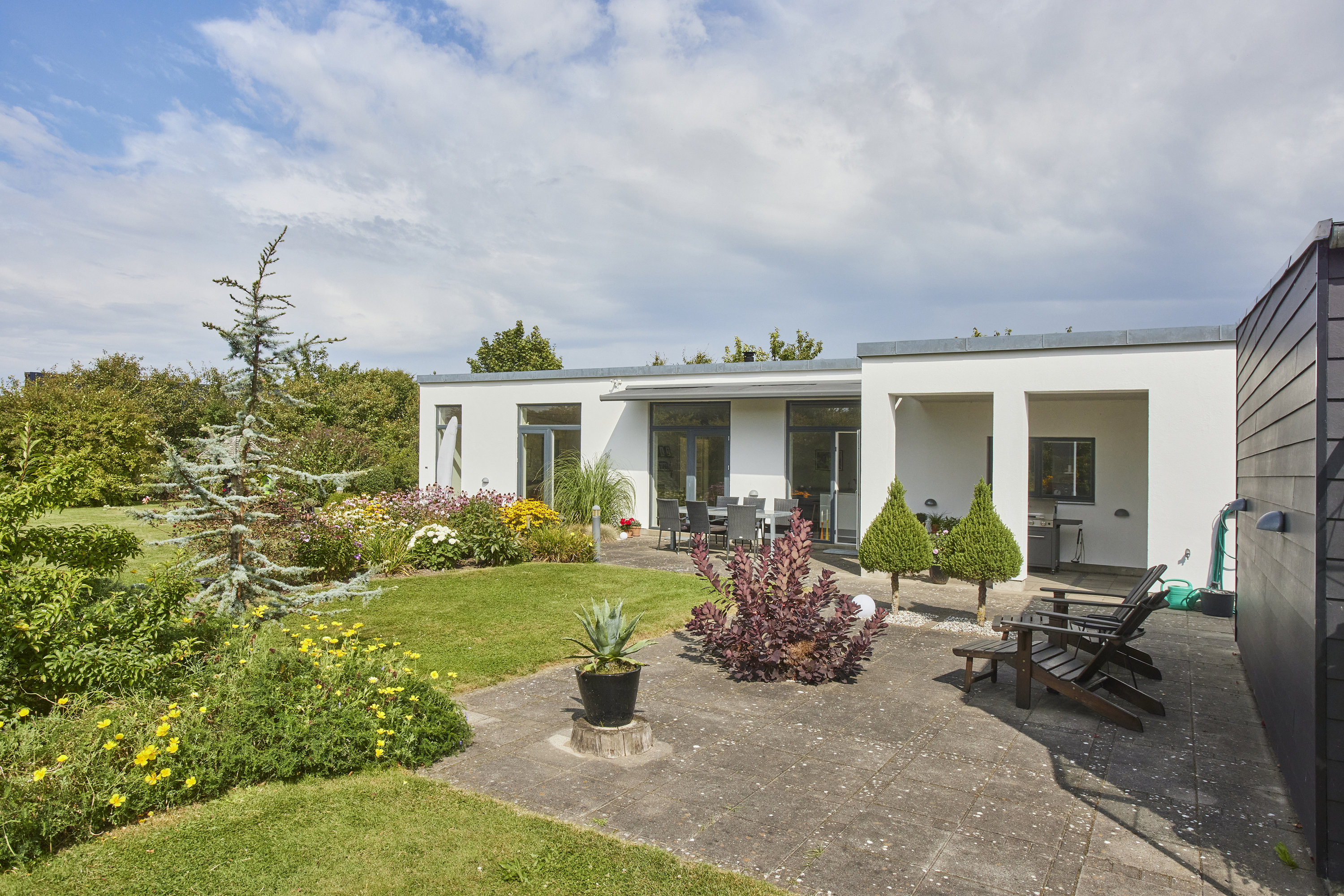 Fremhævet terrasse billede i fuldskærmstilstand. Billede af Yding Toft 4, Yding, 8752 Østbirk