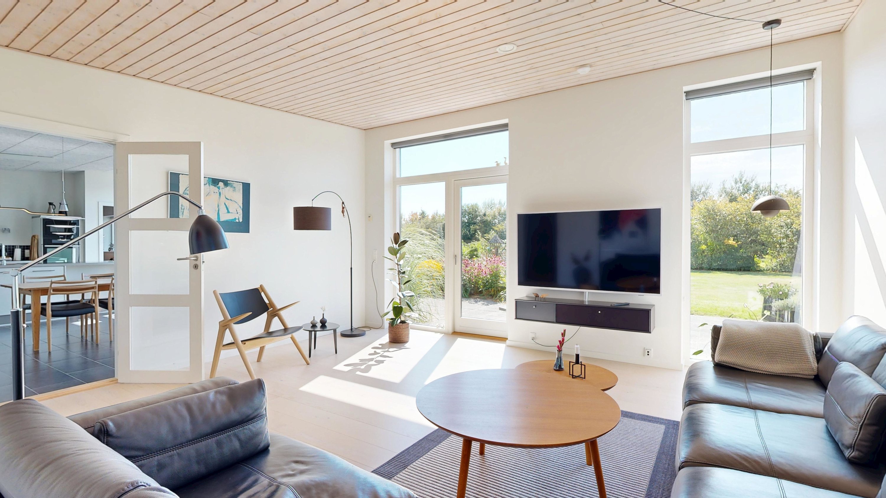 Fremhævet stue billede i fuldskærmstilstand. Billede af Yding Toft 4, Yding, 8752 Østbirk