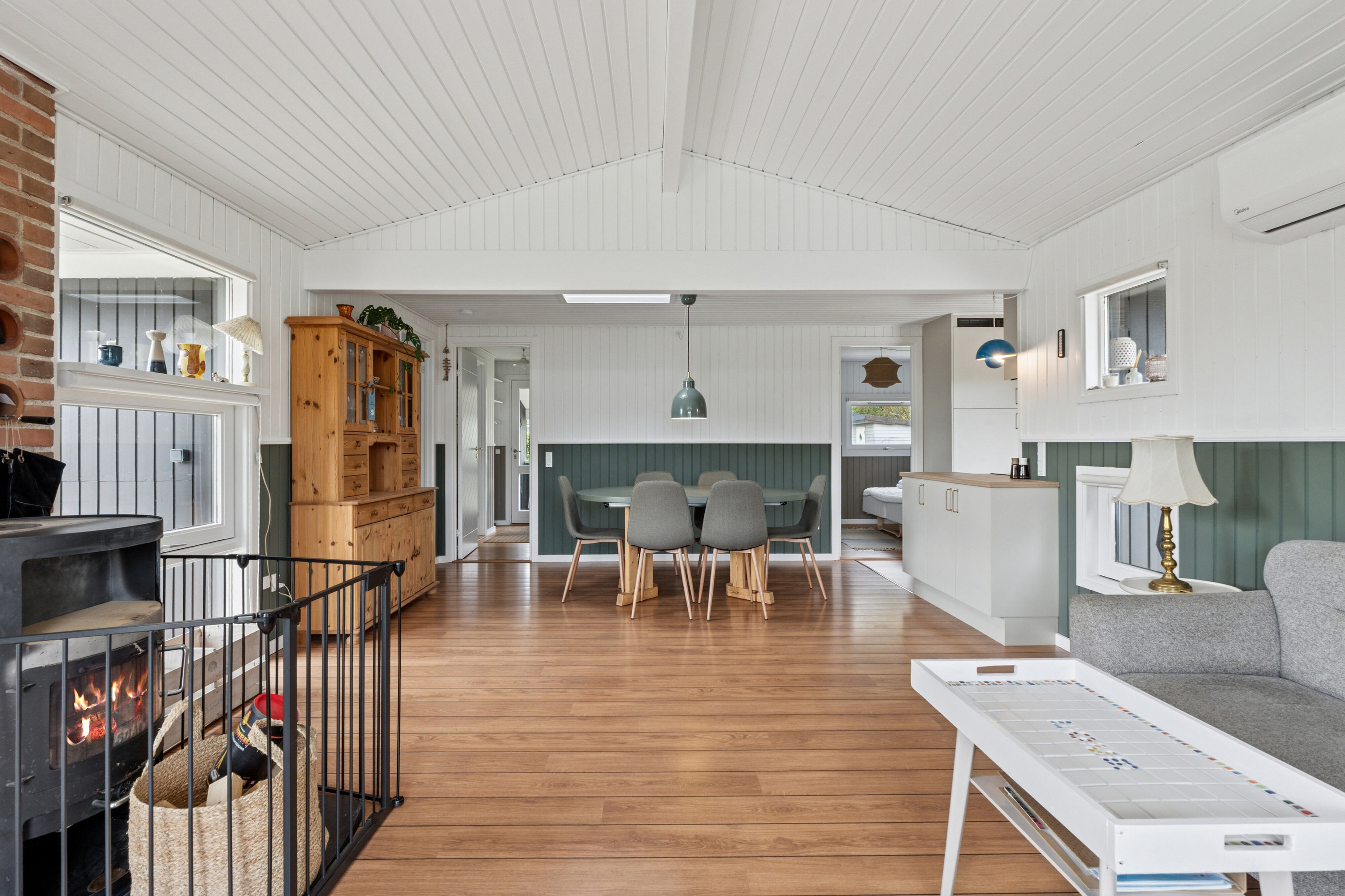 Fremhævet stue billede i fuldskærmstilstand. Billede af Ausasvej 3, Østerballe, 5450 Otterup