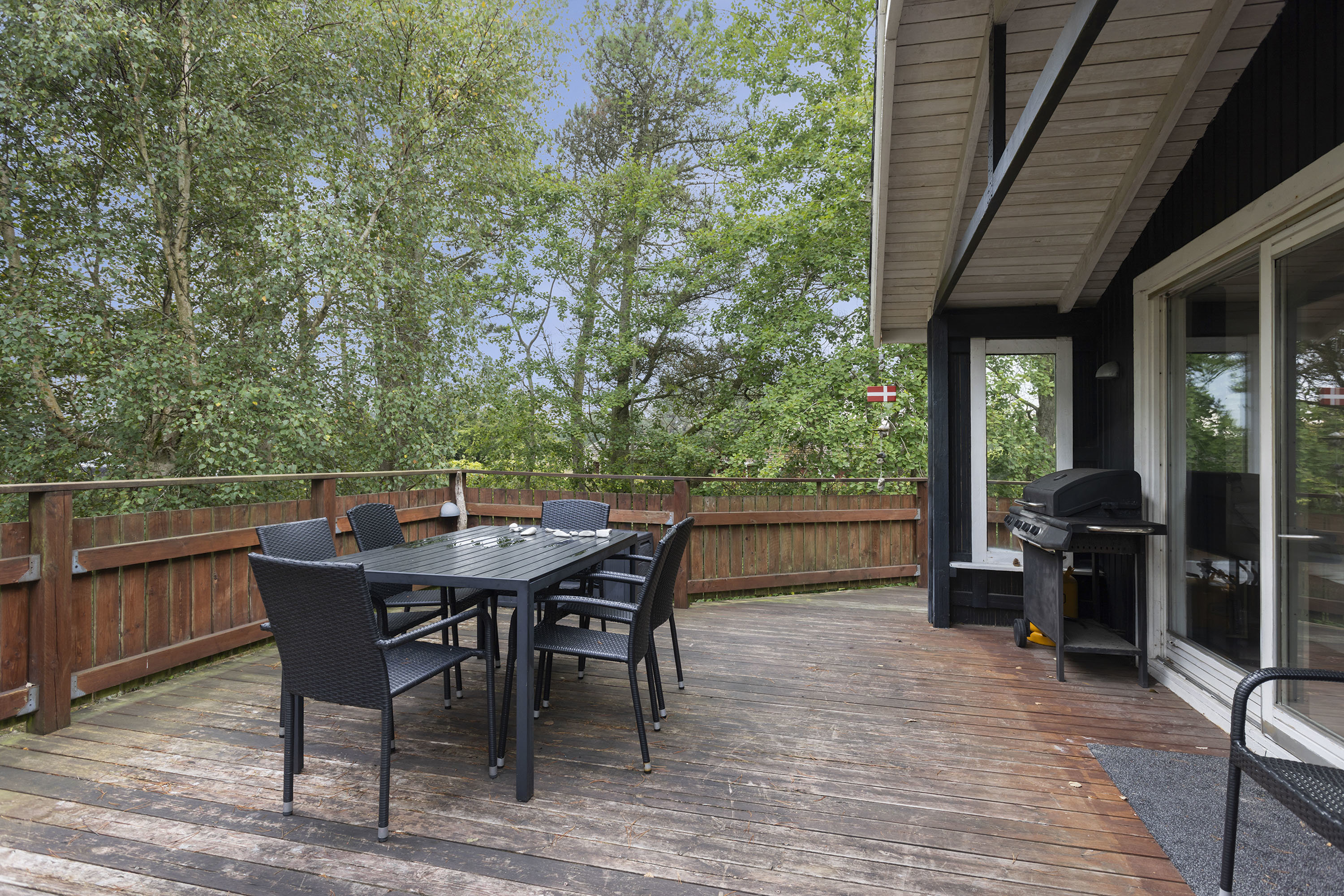 Fremhævet terrasse billede i fuldskærmstilstand. Billede af Estersvej 6, Lyngså, 9300 Sæby