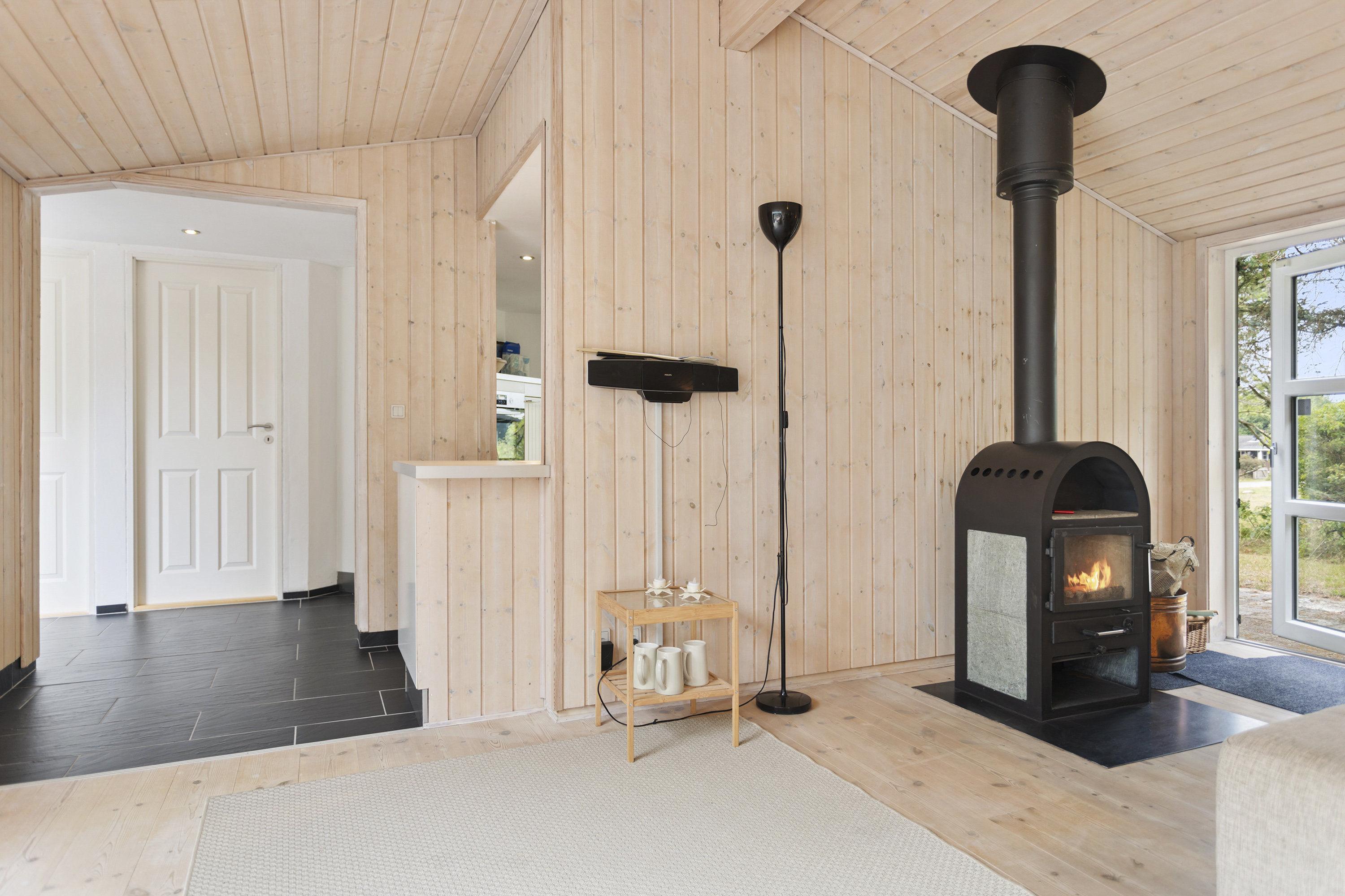 Fremhævet stue billede i fuldskærmstilstand. Billede af Estersvej 6, Lyngså, 9300 Sæby