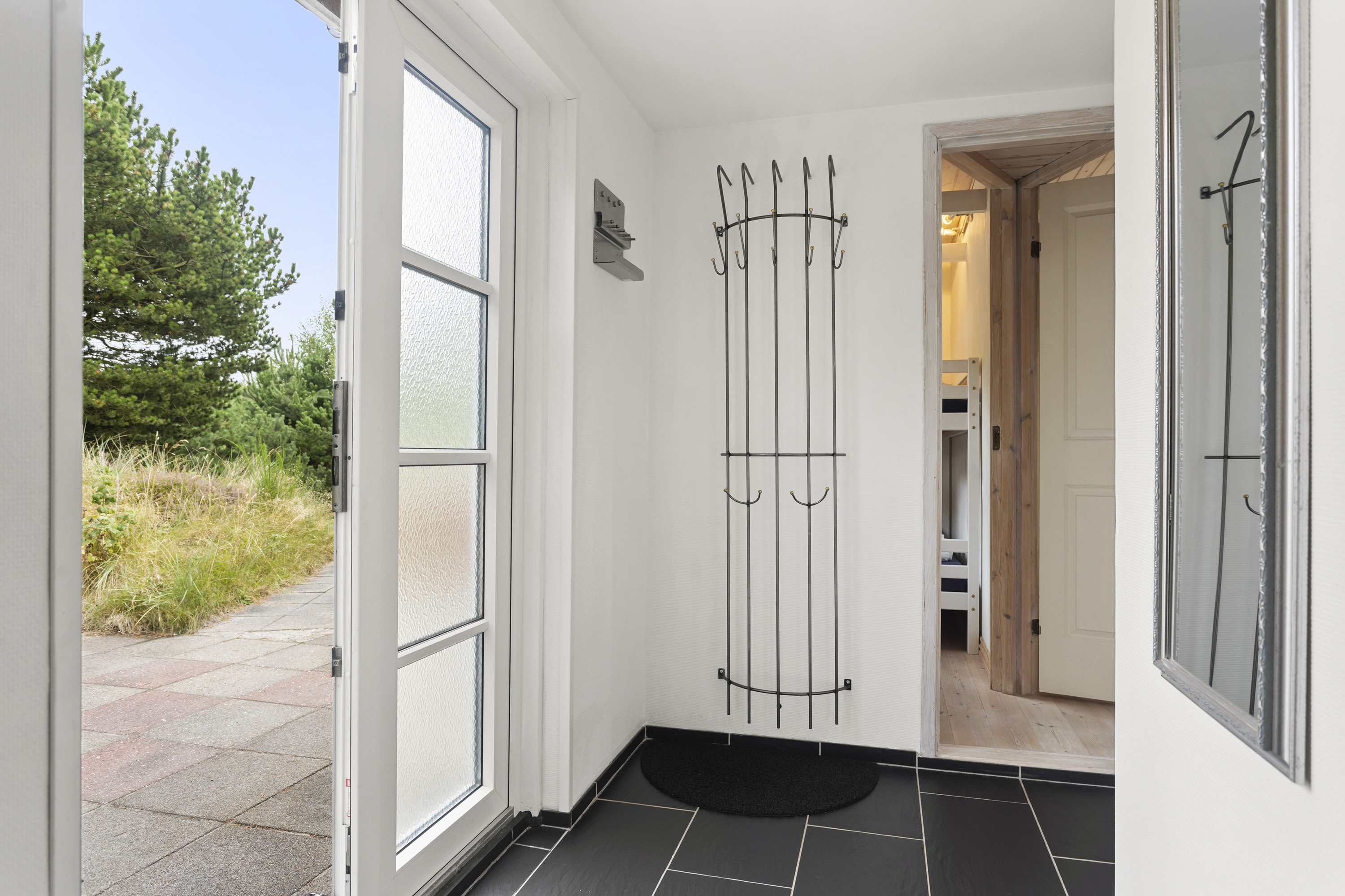 Fremhævet entré billede i fuldskærmstilstand. Billede af Estersvej 6, Lyngså, 9300 Sæby