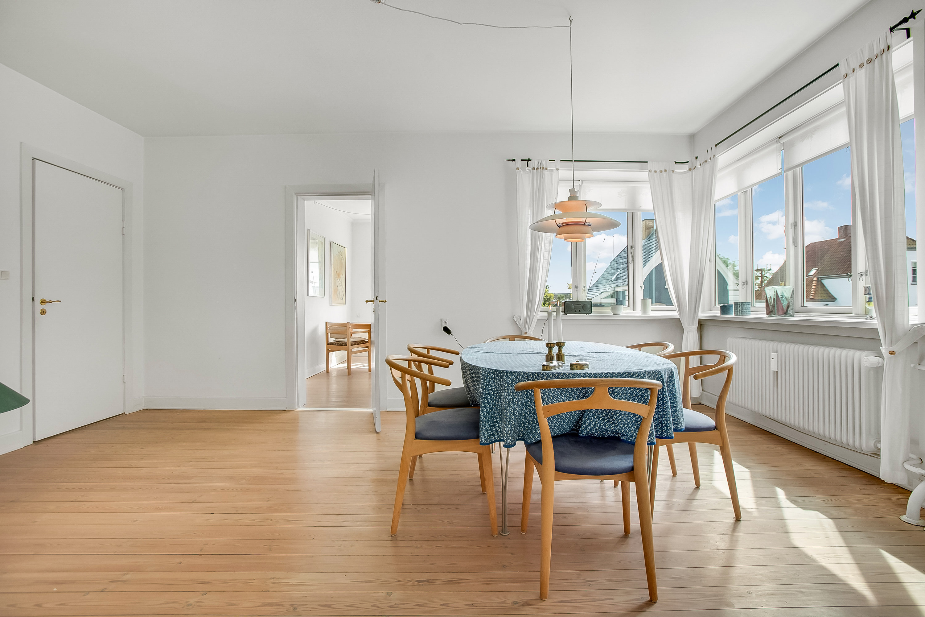 Fremhævet stue billede i fuldskærmstilstand. Billede af Fynsvej 83, st.. tv., 6000 Kolding