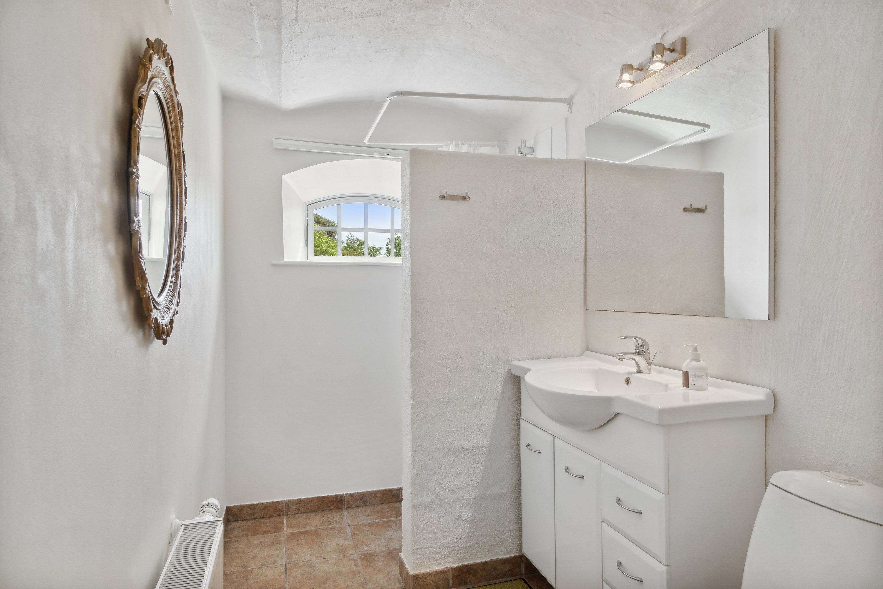 Fremhævet anneks, badeværelse billede i fuldskærmstilstand. Billede af Nørholmsvej 207, 9000 Aalborg