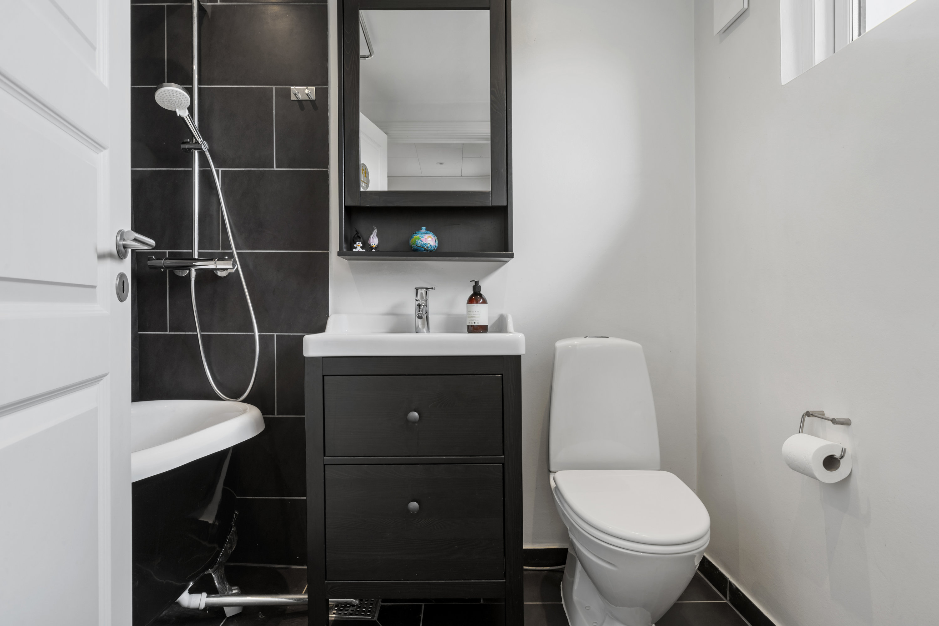 Fremhævet  billede i fuldskærmstilstand. Billede af Helmond Alle 30, 2791 Dragør