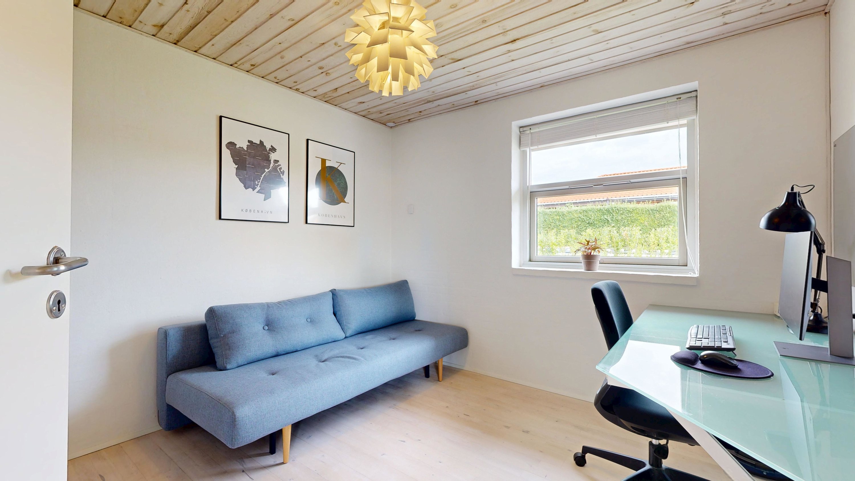 Fremhævet kontor billede i fuldskærmstilstand. Billede af Harevej 2, 8660 Skanderborg