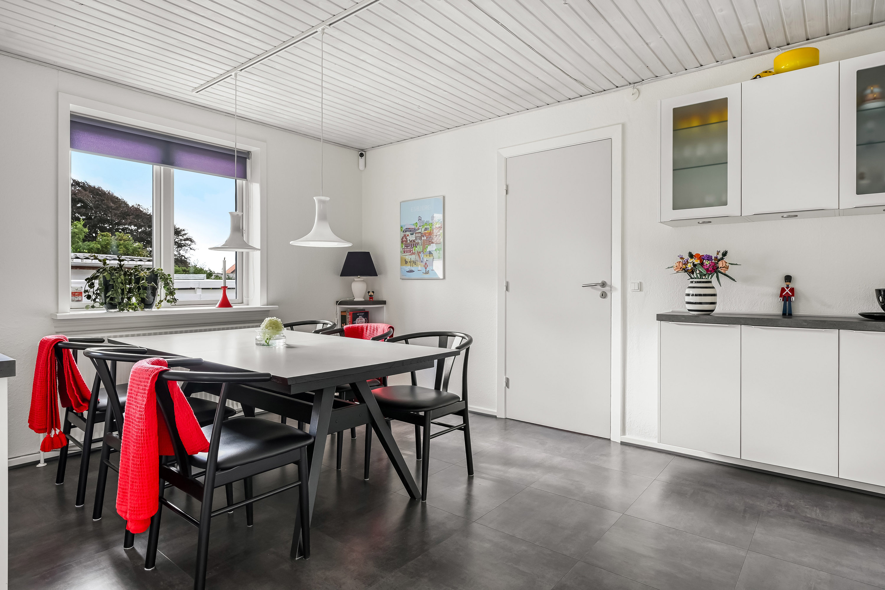 Fremhævet stue billede i fuldskærmstilstand. Billede af Ingemanns Alle 76, 6700 Esbjerg