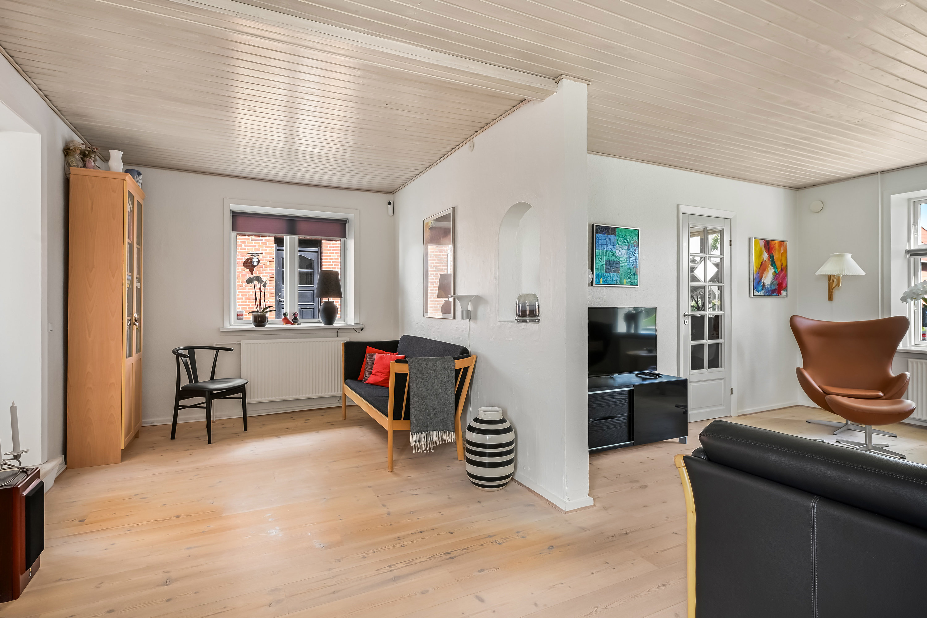 Fremhævet stue billede i fuldskærmstilstand. Billede af Ingemanns Alle 76, 6700 Esbjerg