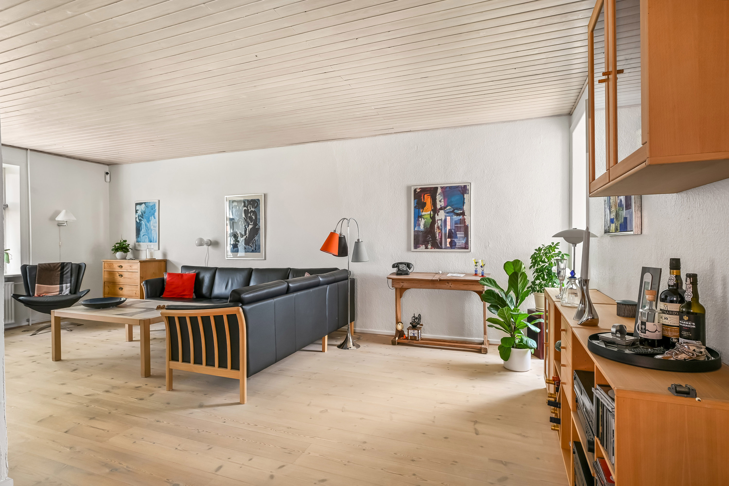 Fremhævet stue billede i fuldskærmstilstand. Billede af Ingemanns Alle 76, 6700 Esbjerg