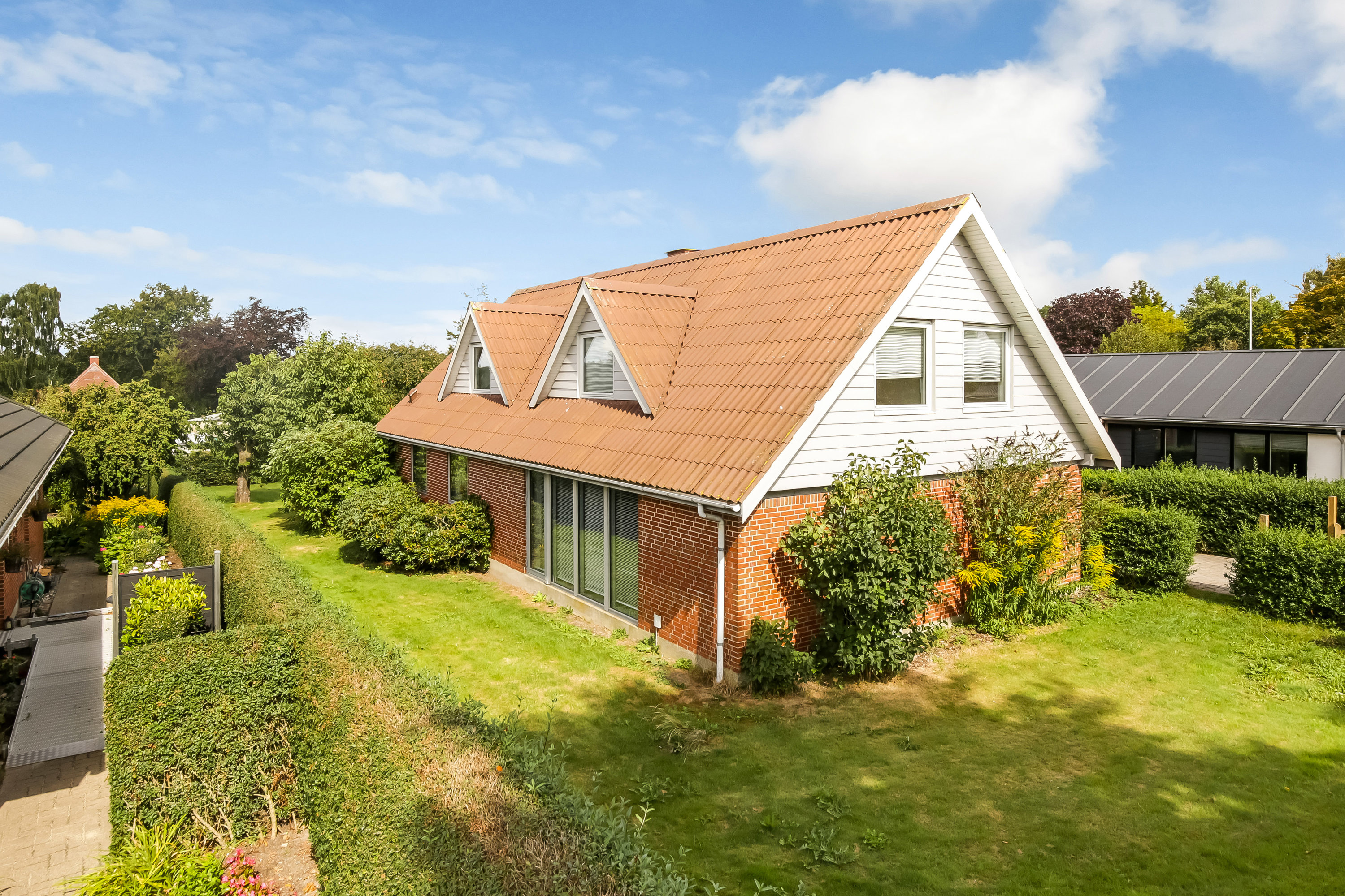 Fremhævet  billede i fuldskærmstilstand. Billede af Rugvænget 4, Lime, 8544 Mørke