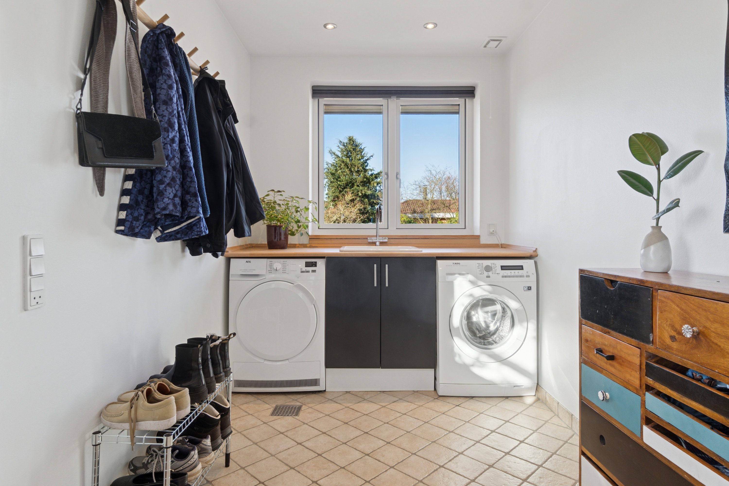 Fremhævet  billede i fuldskærmstilstand. Billede af Rosmarinvej 15, 8800 Viborg