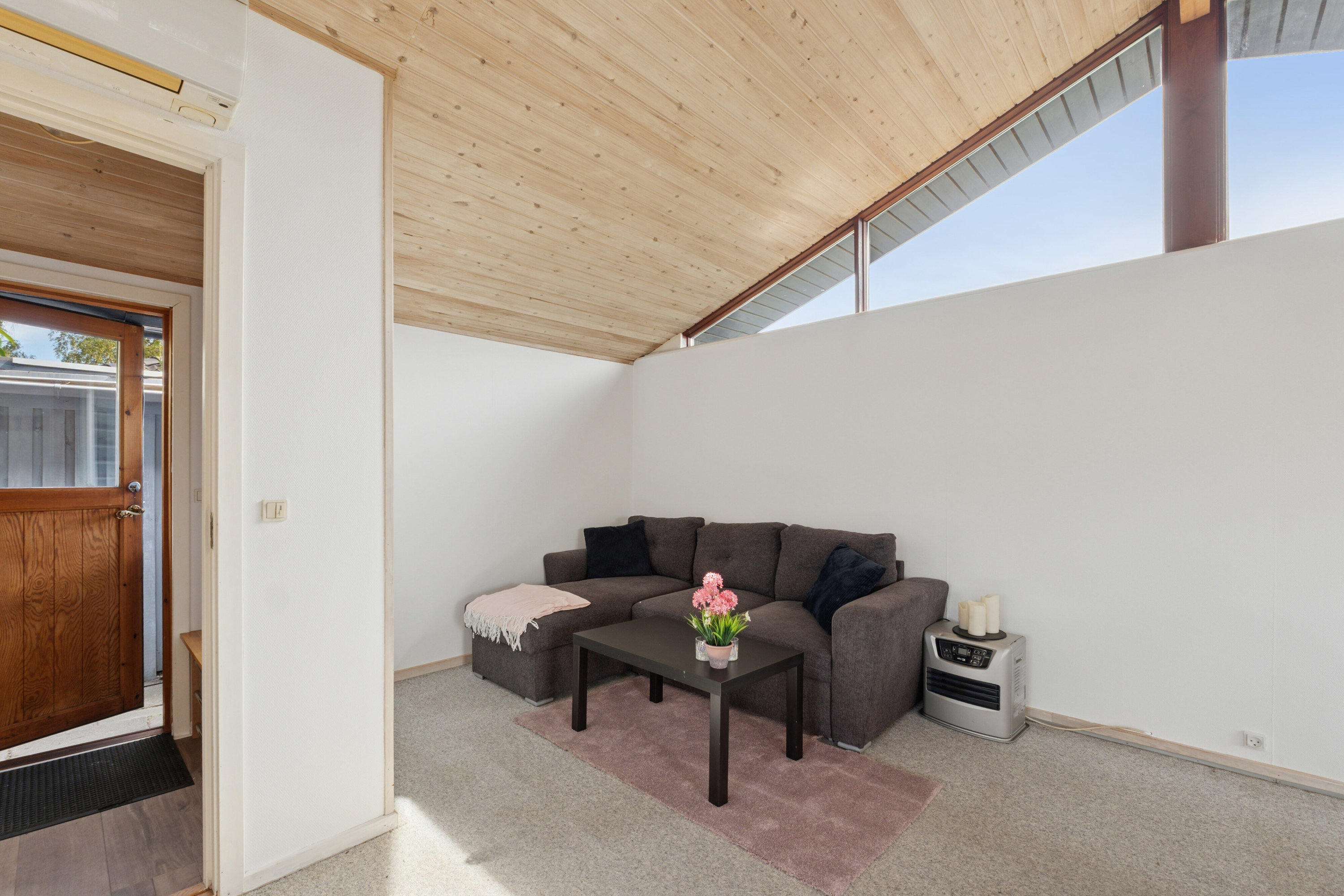 Fremhævet stue billede i fuldskærmstilstand. Billede af Dahliavej 36, 2610 Rødovre