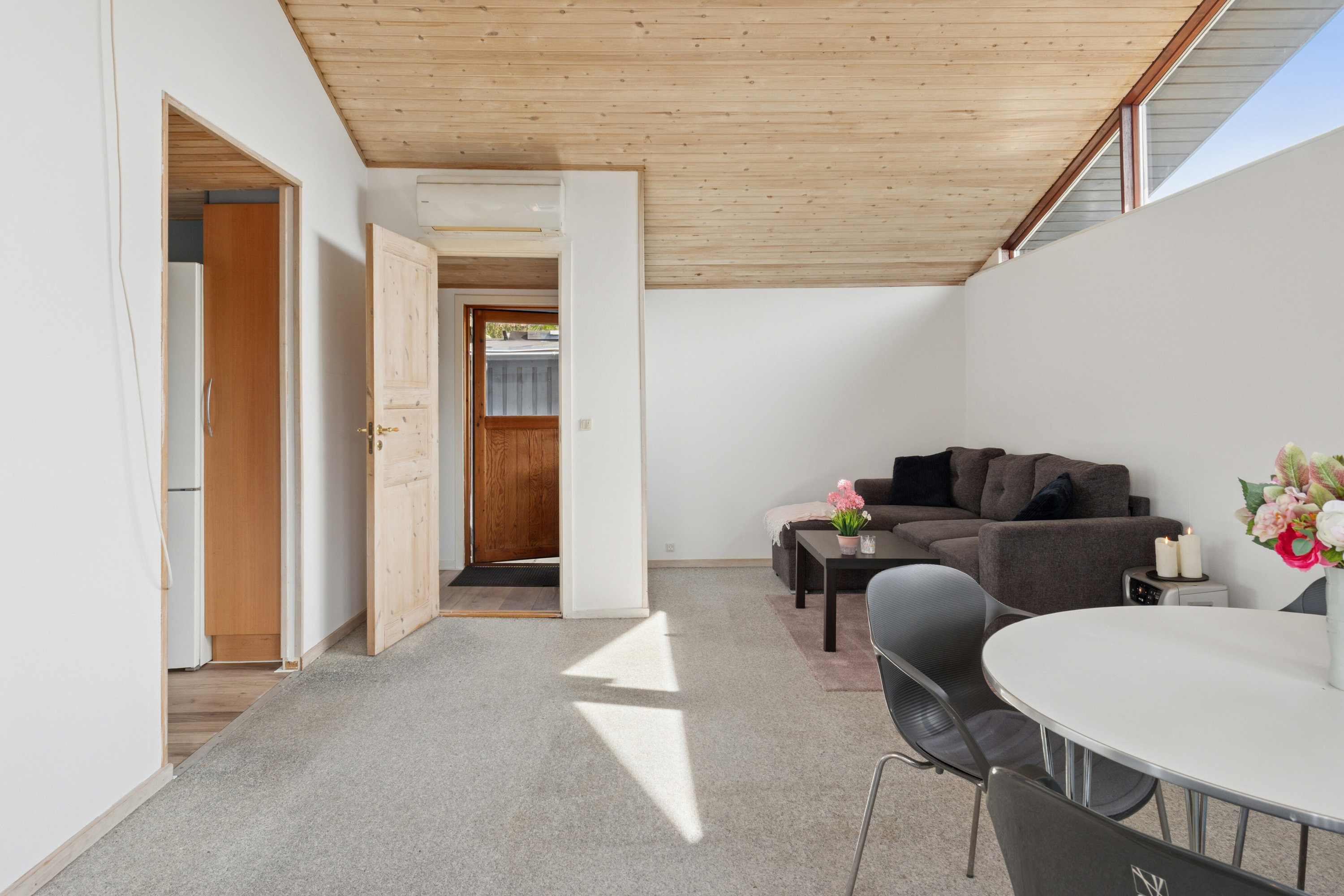 Fremhævet spisestue billede i fuldskærmstilstand. Billede af Dahliavej 36, 2610 Rødovre