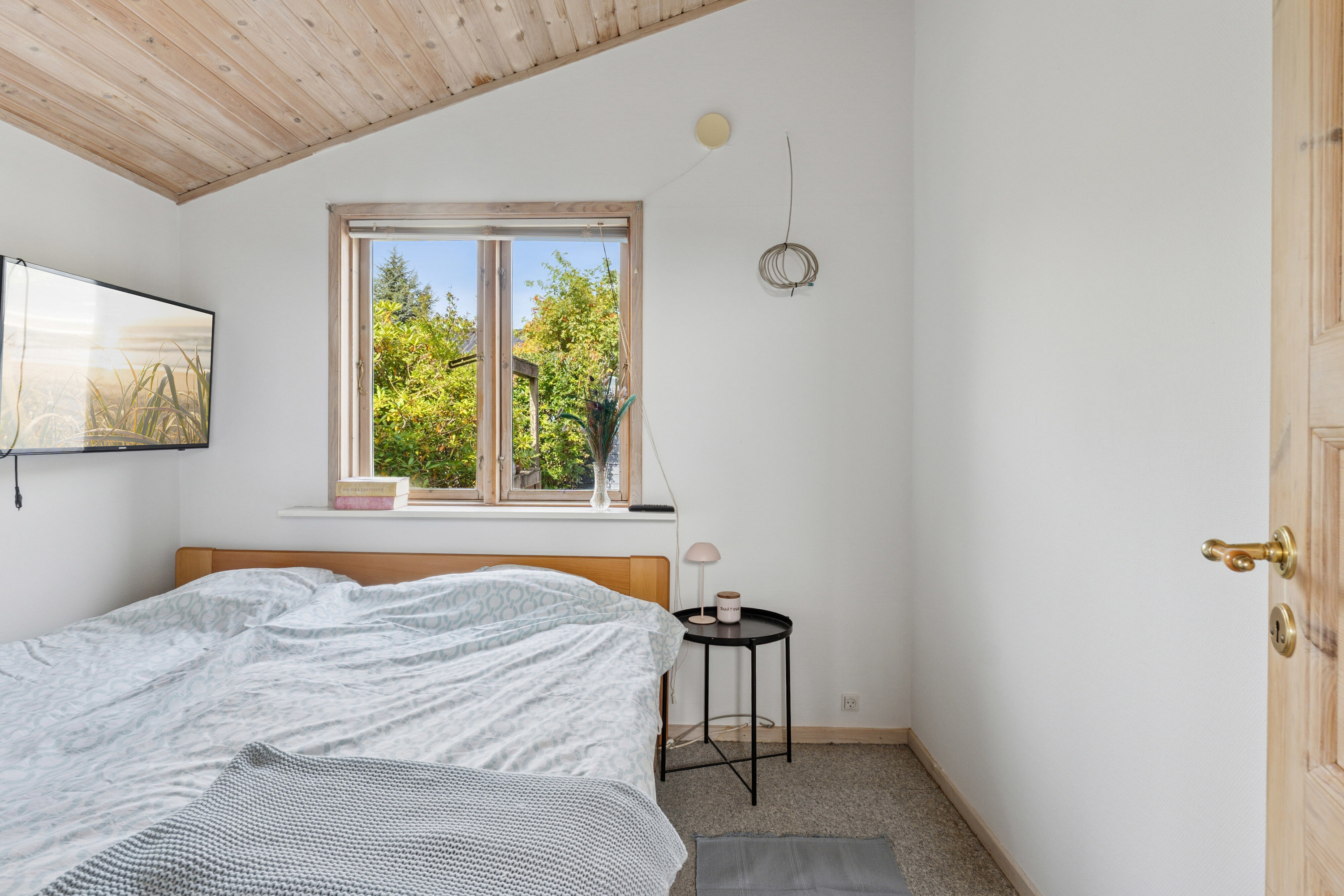 Fremhævet soveværelse billede i fuldskærmstilstand. Billede af Dahliavej 36, 2610 Rødovre