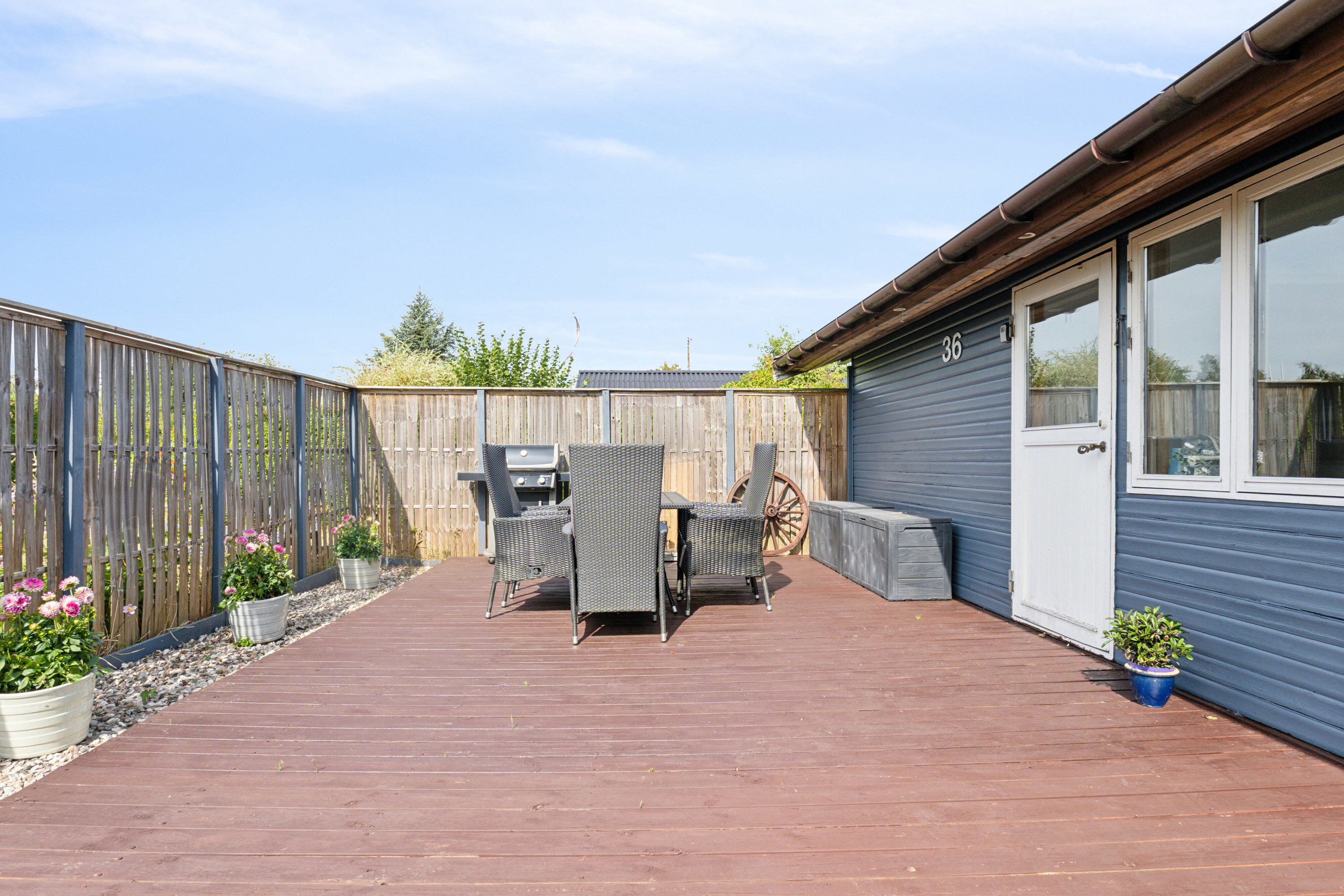 Fremhævet terrasse billede i fuldskærmstilstand. Billede af Dahliavej 36, 2610 Rødovre