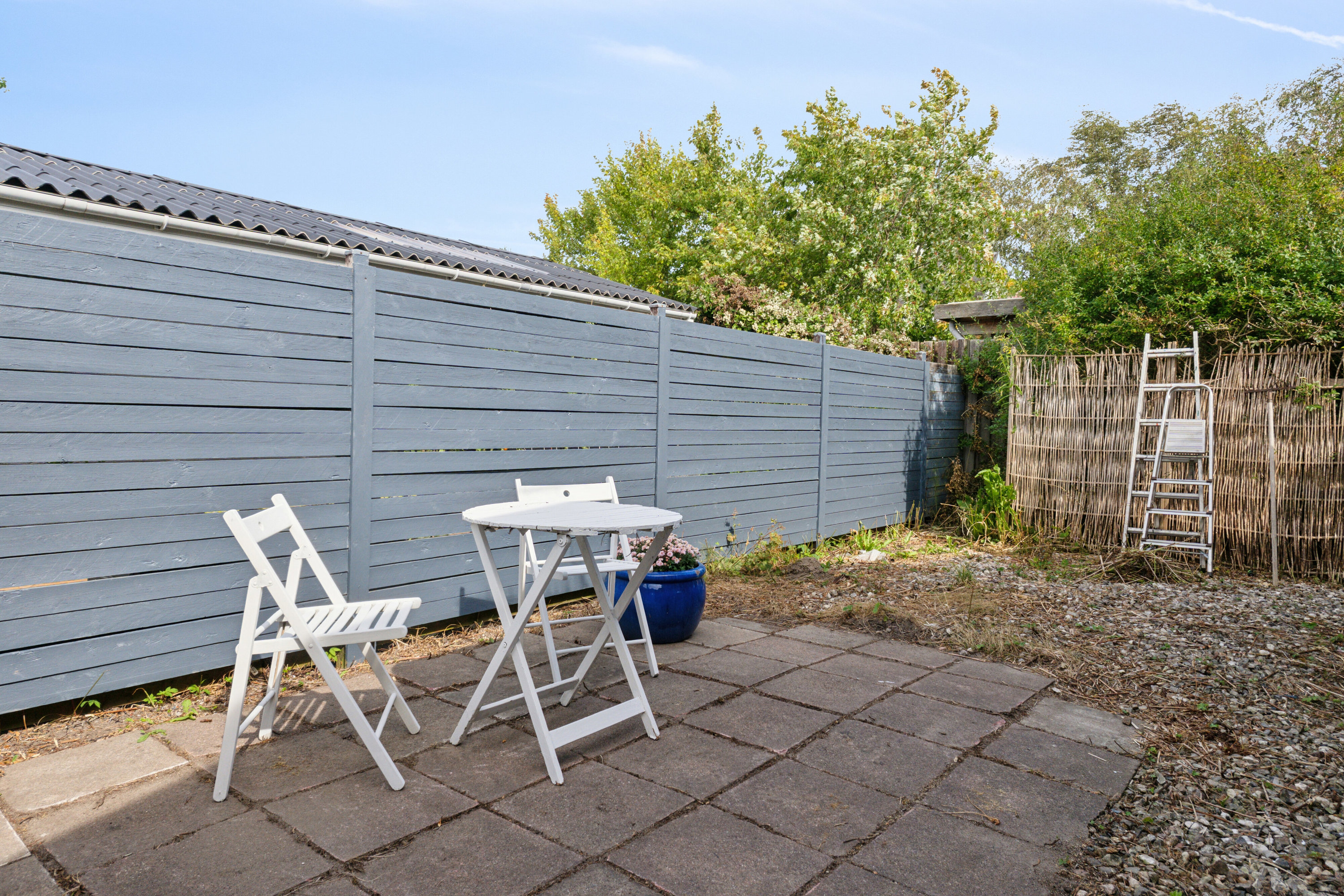 Fremhævet terrasse billede i fuldskærmstilstand. Billede af Dahliavej 36, 2610 Rødovre